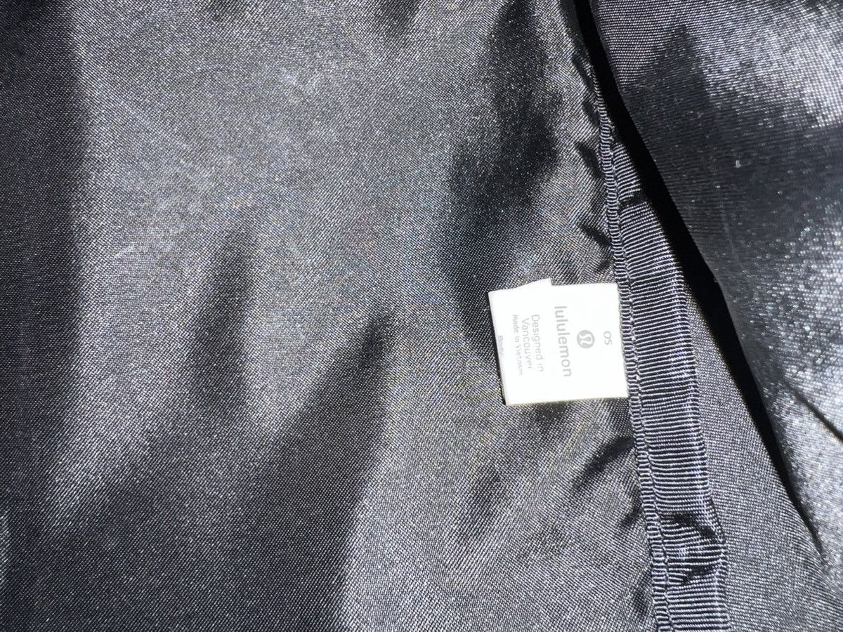 Lululemon Lululemon back pack Size ONE SIZE - 4 Thumbnail