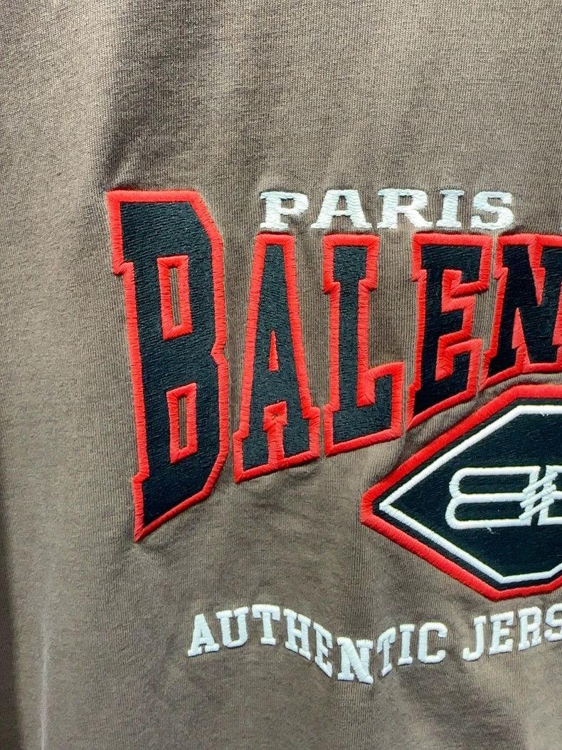 Balenciaga Balenciaga Batman Logo Letter Retro Old Short Sleeve T-Shir Size US M / EU 48-50 / 2 - 6 Thumbnail