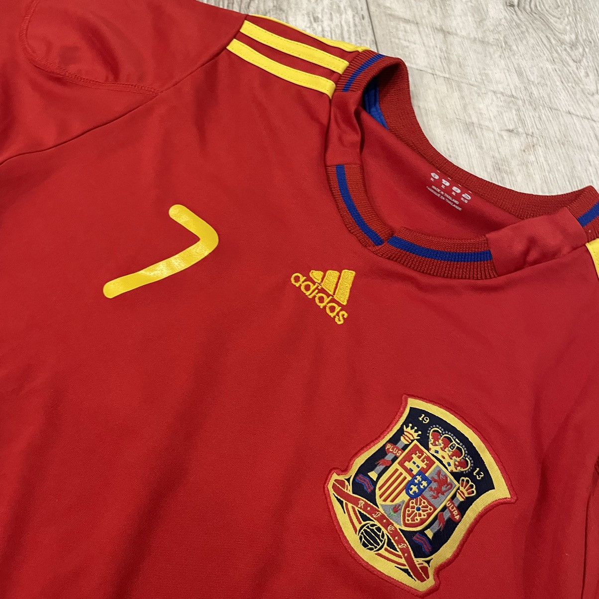 Vintage Adidas Spain 7 David Villa shirt tee jersey Size US M / EU 48-50 / 2 - 3 Thumbnail