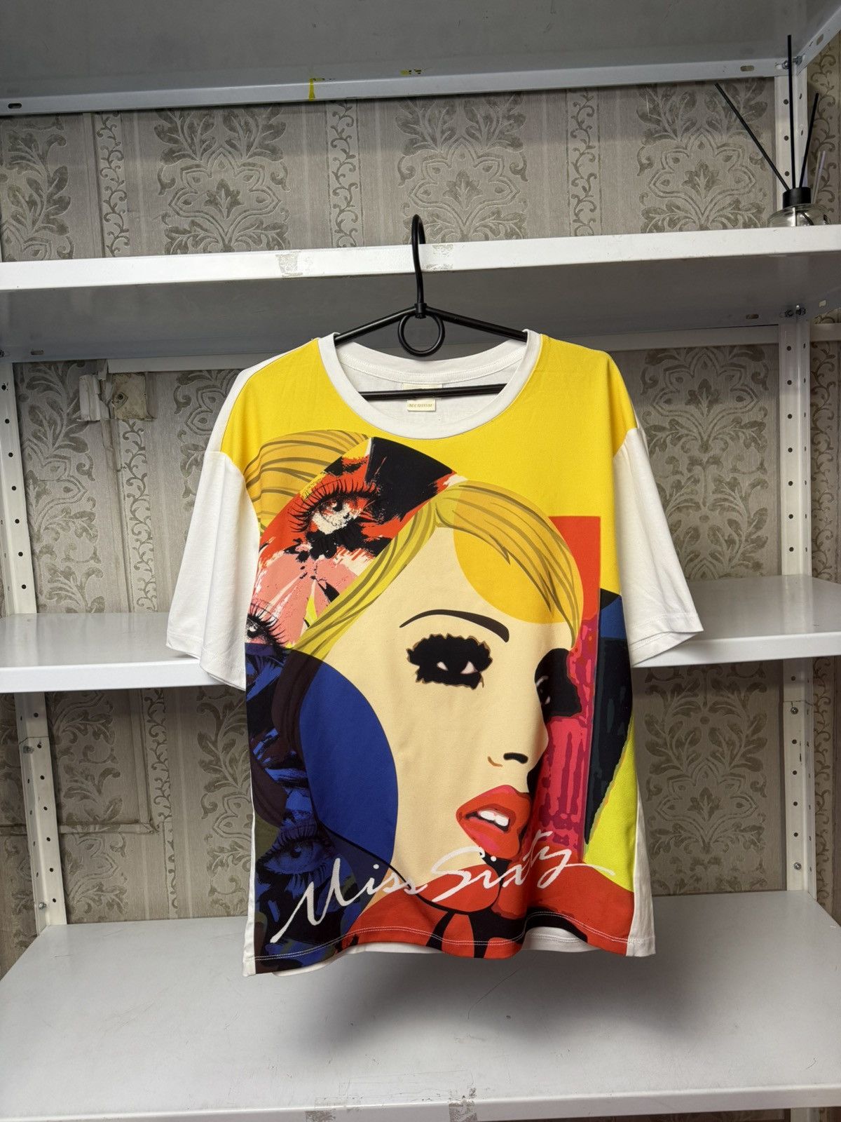 Miss Sixty Vintage Miss Sixty Sexy Logo Girl Gun Tee Y2K Awant Garde Size M / US 6-8 / IT 42-44 - 1 Thumbnail