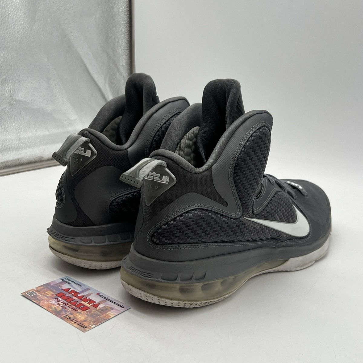 Nike Lebron 9 cool grey Size US 12 / EU 45 - 5 Thumbnail