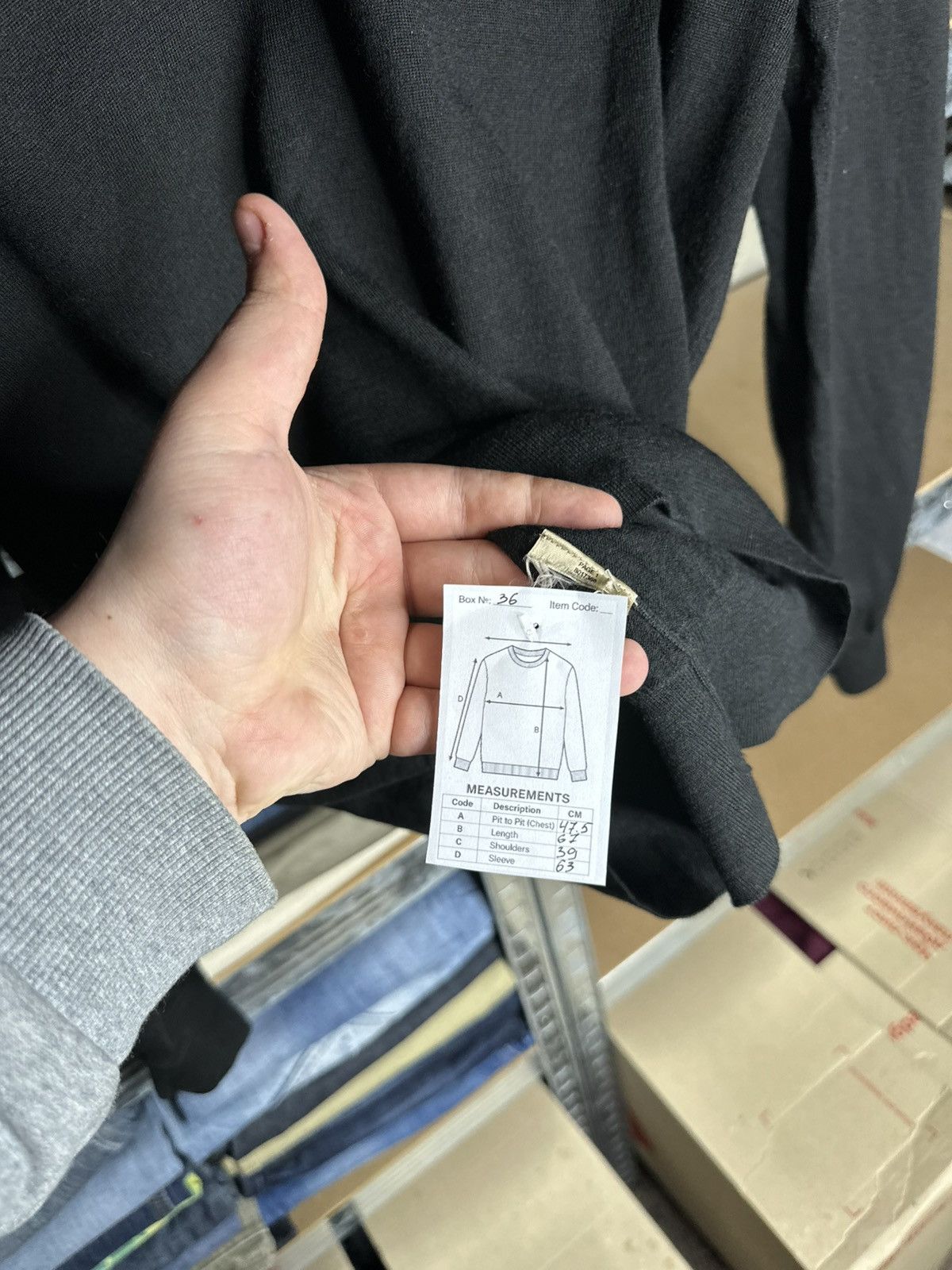 Burberry Burberry Uniform Logo TB V-Neck Wool Sweater Size S Size S / US 4 / IT 40 - 5 Thumbnail