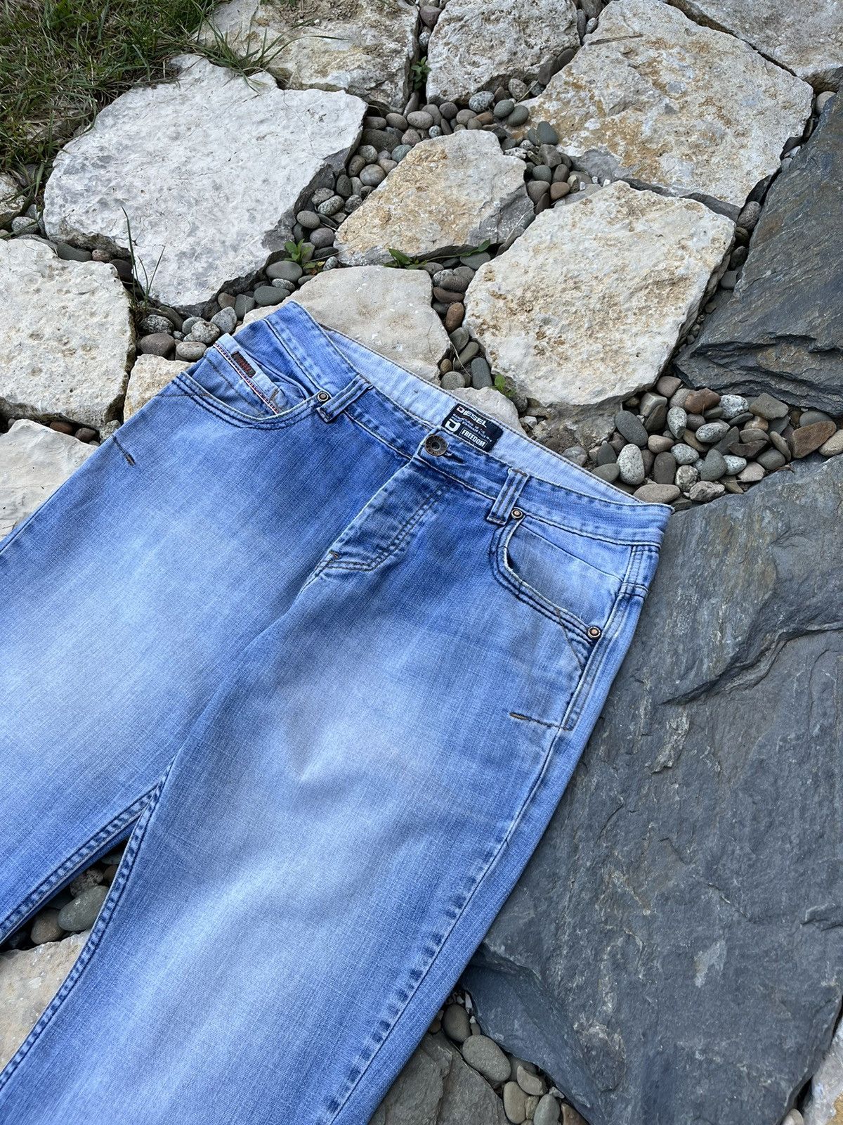 Diesel × Vintage Vintage Diesel freedom y2k baggy distressed thrashed jeans Size US 34 / EU 50 - 5 Thumbnail