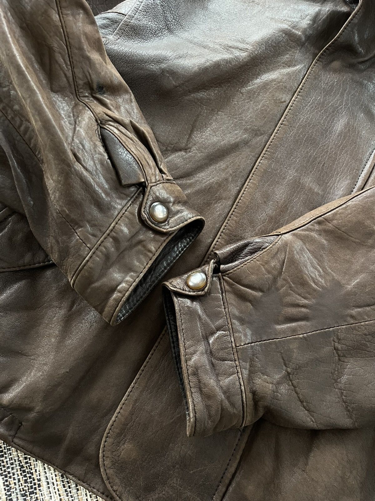 Genuine Leather Vintage Nautica Brown Faded Leather Bomber Jacket Fur Collar Size US L / EU 52-54 / 3 - 10 Thumbnail