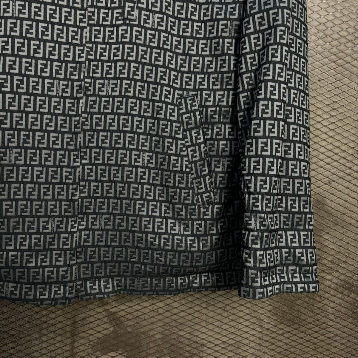 Fendi Vintage Fendi Zucca Reversible Jacket Size US M / EU 48-50 / 2 - 3 Thumbnail