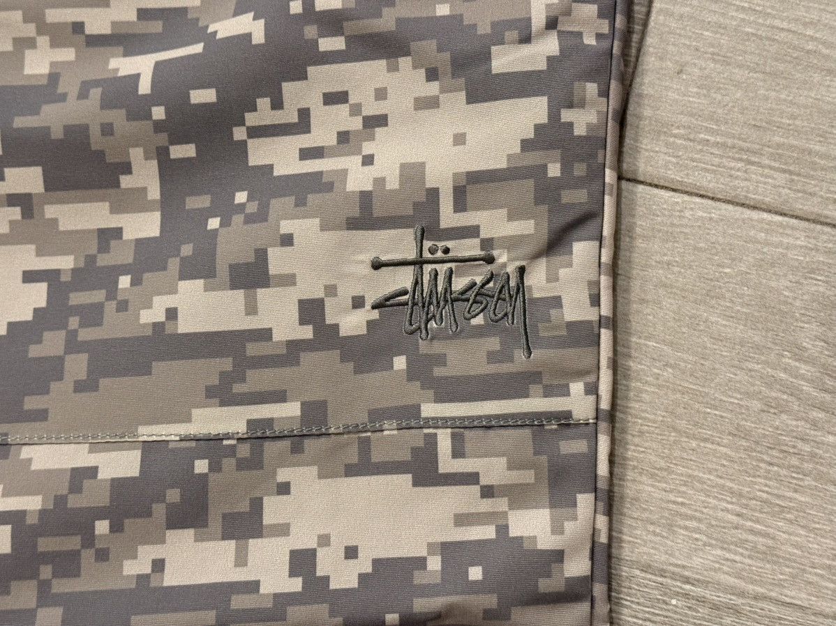 Stussy Men's Stussy Training Pant 116717 Digi Camo Size L Large New Size US 36 / EU 52 - 11 Thumbnail