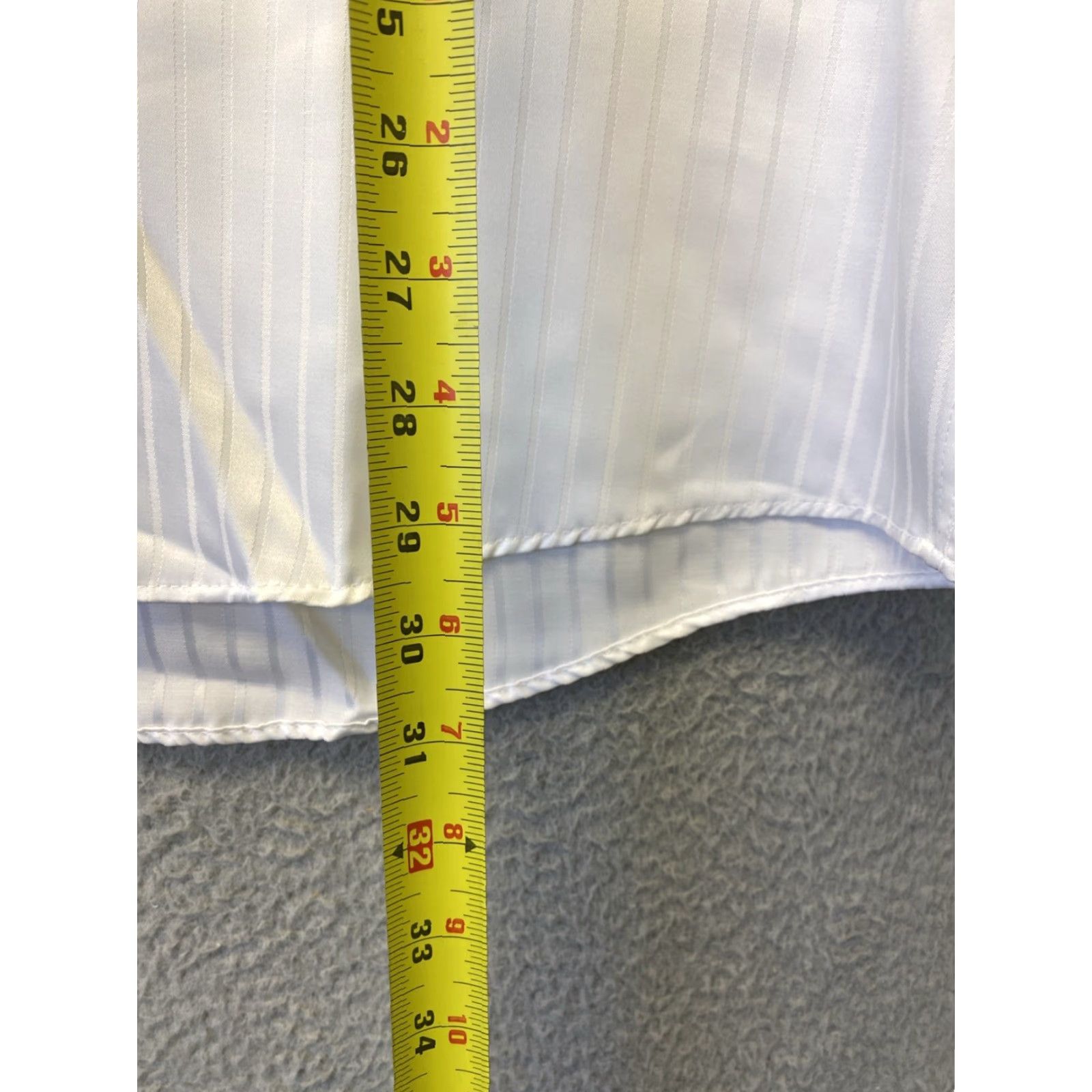 Vintage Elliott Men’s Dress Shirt Button-Down White Poly 100% Polyester L 16-16 1/2 Chest Sizes 87-103 / 87-103 Branded Size 42R - 7 Thumbnail