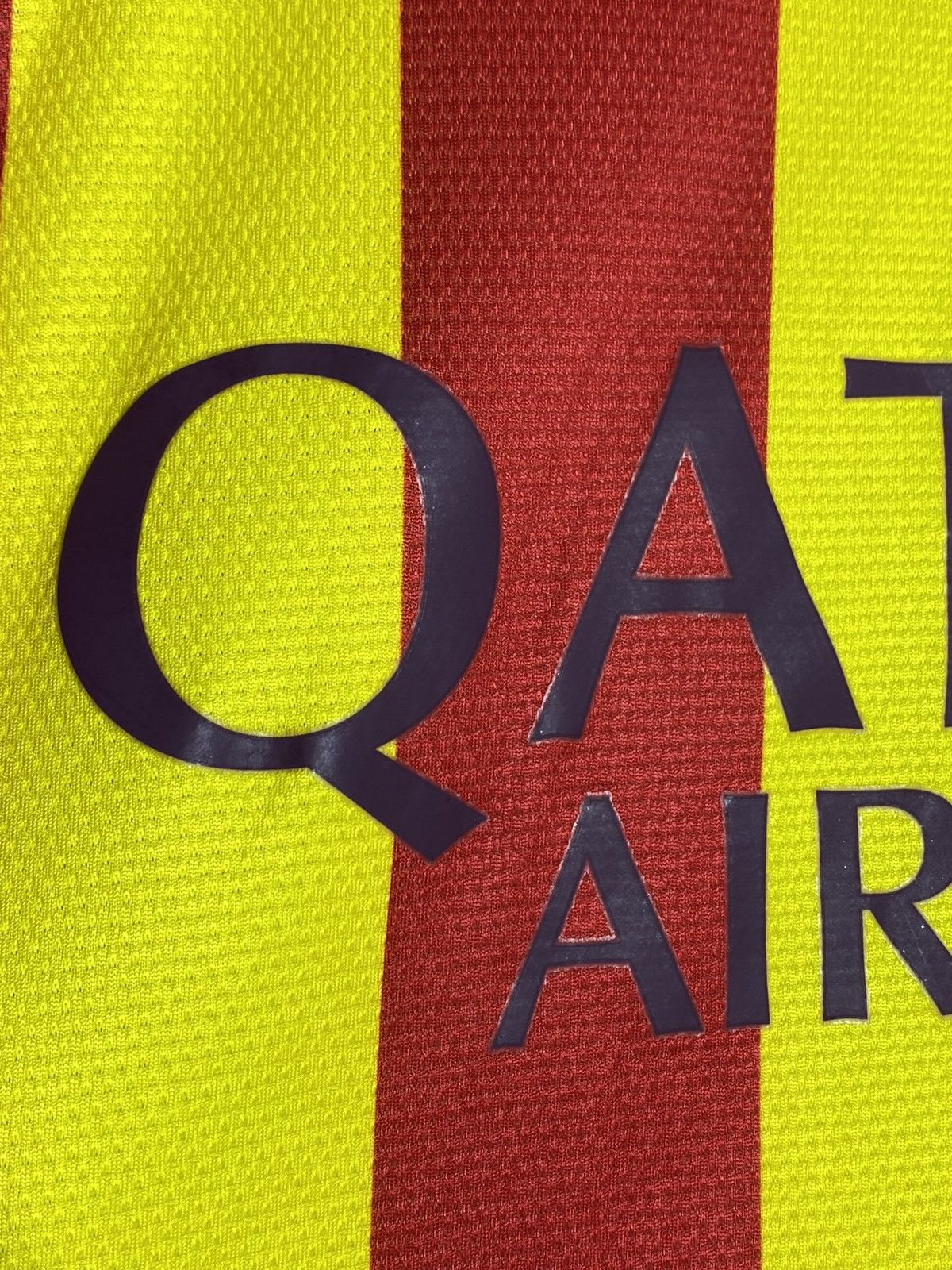 Nike Nike FC Barcelona 2013/14 Away Soccer Jersey Messi Era Size US M / EU 48-50 / 2 - 8 Thumbnail