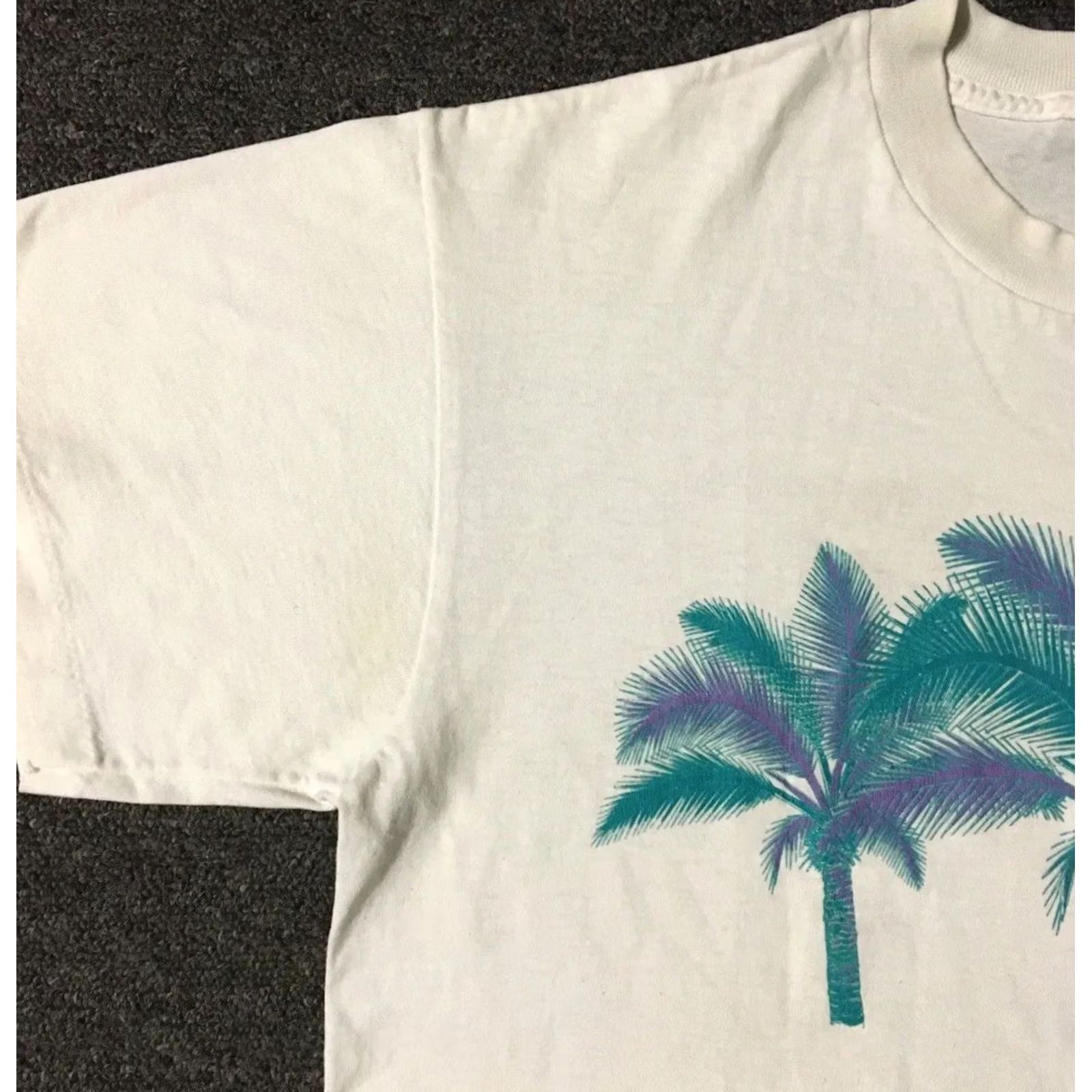 Vintage VINTAGE San Diego Shirt M USA Beach Surf Skate Grunge 90s White USA Men T-Shirt Short Sleeve Size US M / EU 48-50 / 2 - 5 Thumbnail