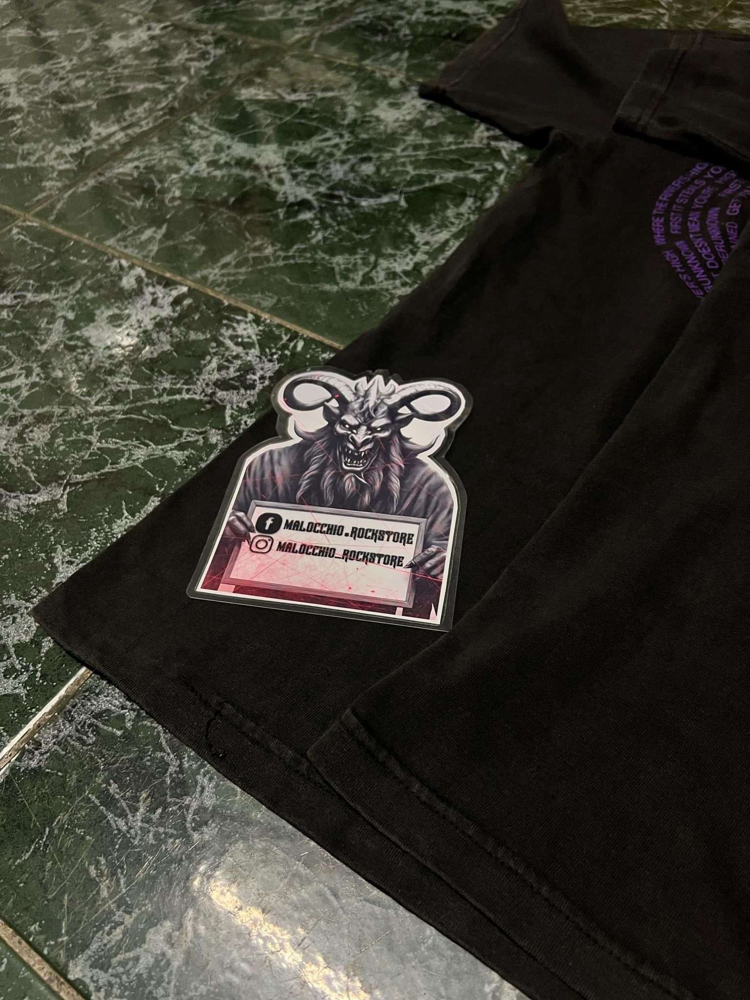 Brockum × Vintage SoundGarden ( SuperUnknown 1994 BROCKUM ) TShirt Size US M / EU 48-50 / 2 - 6 Thumbnail