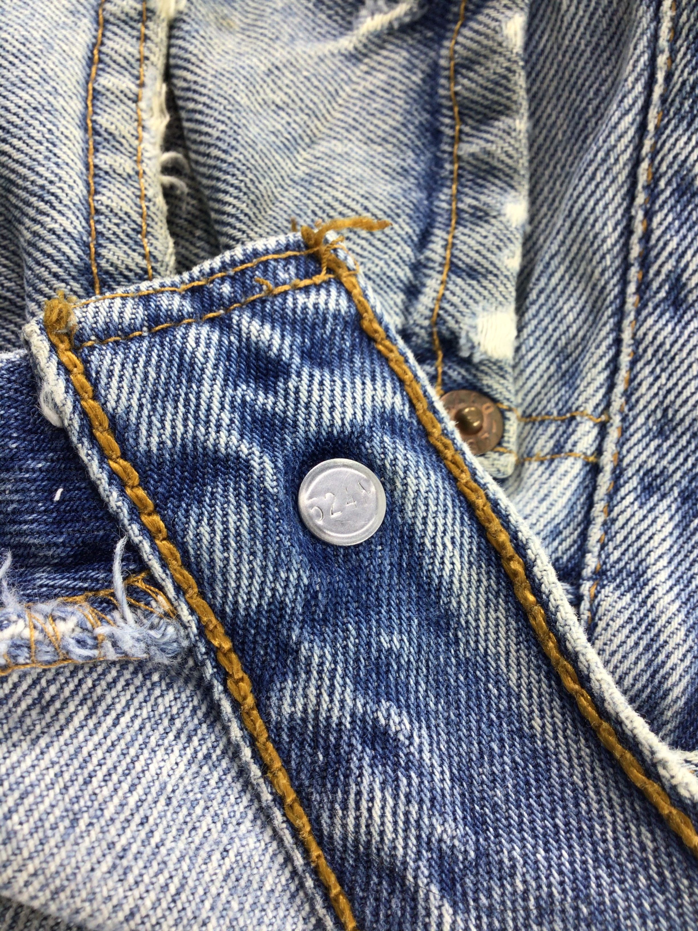 Levi's × Vintage Vintage 90s Levis 501 Jeans-JM346 Size US 35 - 8 Thumbnail