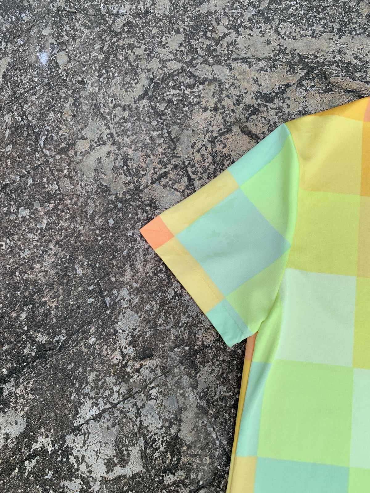 Japanese Brand y2k Rue de B Japan Pantone Gradient Grid Graphic Mesh Top Size M / US 6-8 / IT 42-44 - 5 Thumbnail