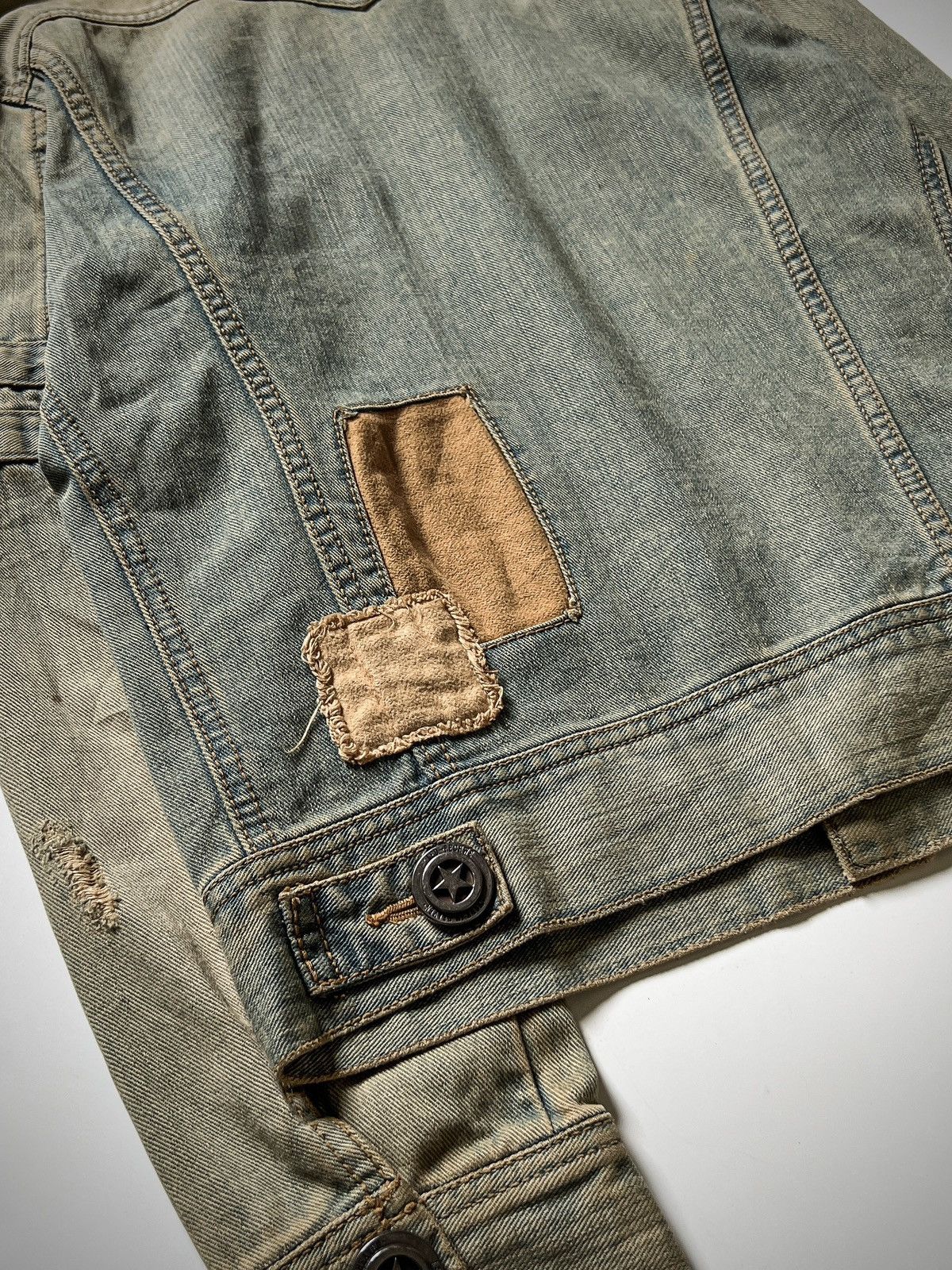 If Six Was Nine Led Rechwe Fur Patch Mud Wash Denim Jacket Early 00s Size US M / EU 48-50 / 2 - 11 Thumbnail