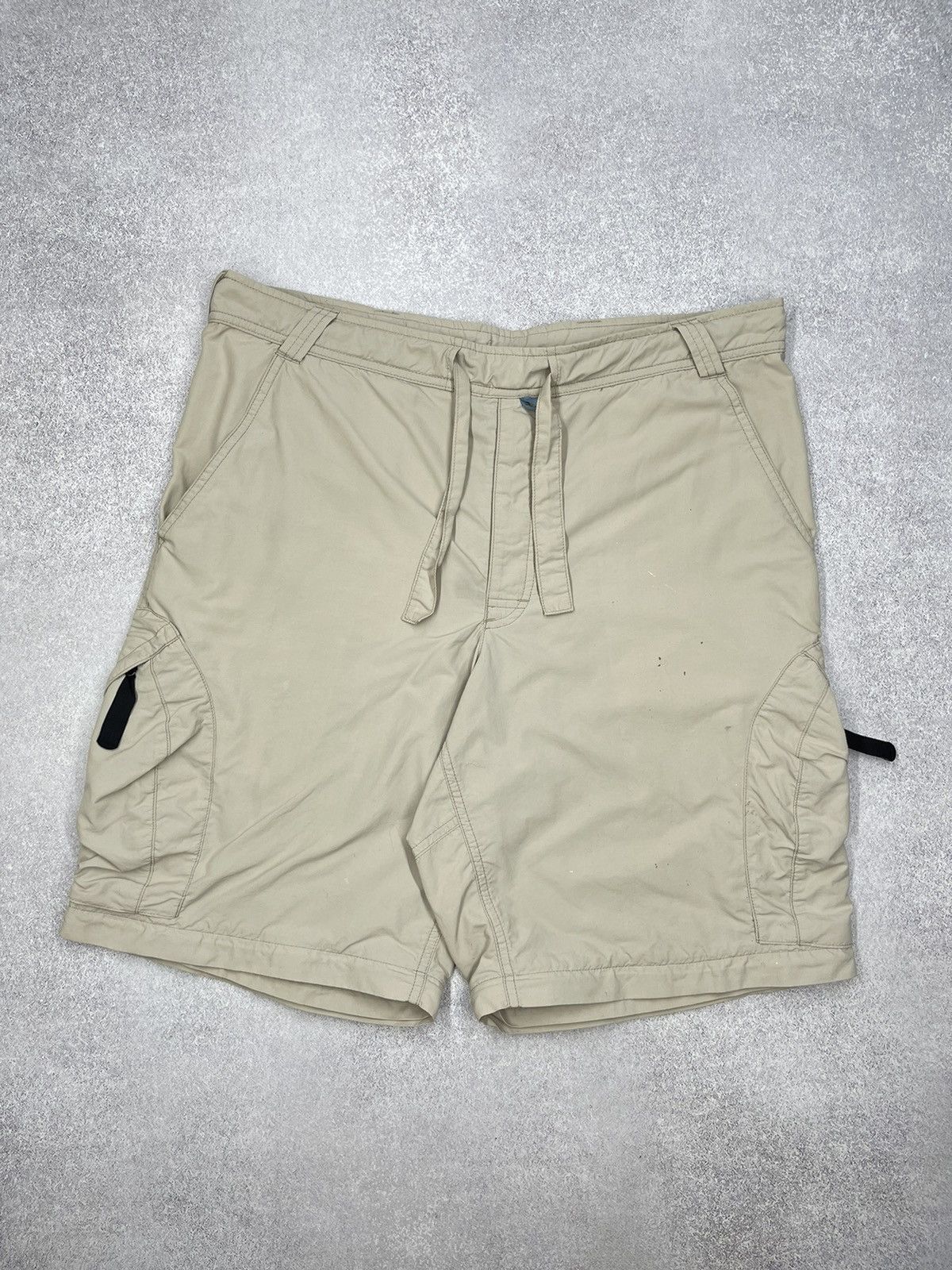 Vintage Vintage Nike ACG Nylon Cargo Shorts Beige Drill Y2K Size US 32 / EU 48 - 3 Thumbnail