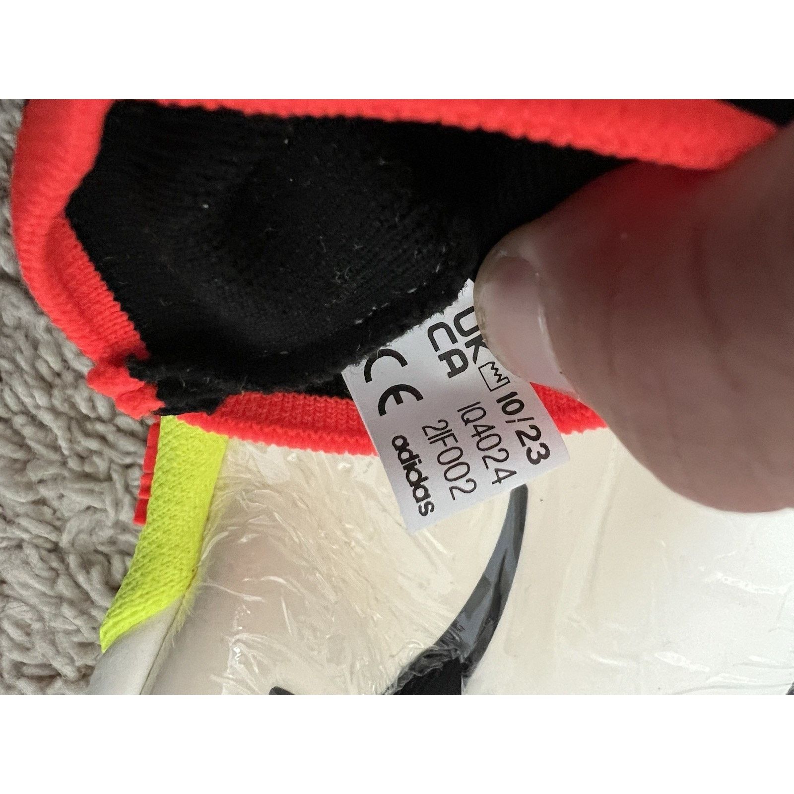 Adidas adidas PREDATOR PRO GL P GOALKEEPER Gloves Solar Yellow Size ONE SIZE - 9 Thumbnail