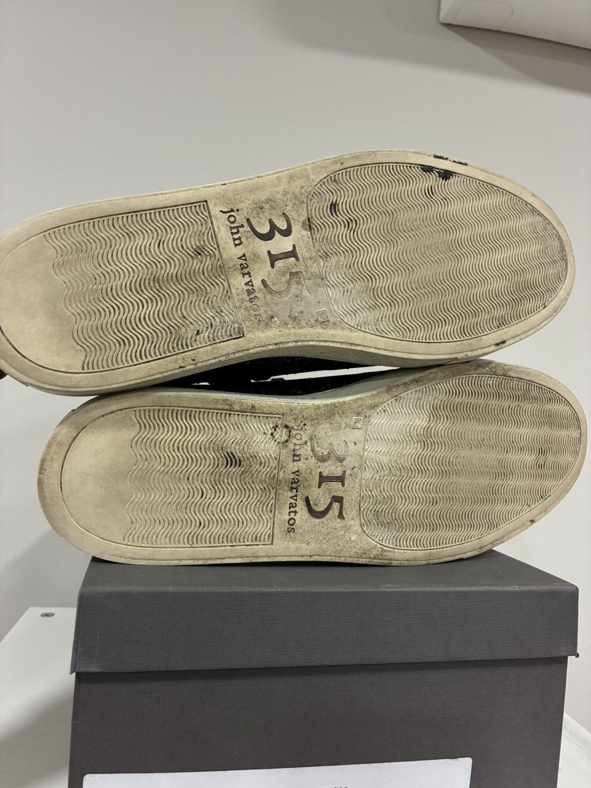 John Varvatos Reed paint splatter sneaker 8.5 Size US 8.5 / EU 41-42 - 10 Thumbnail