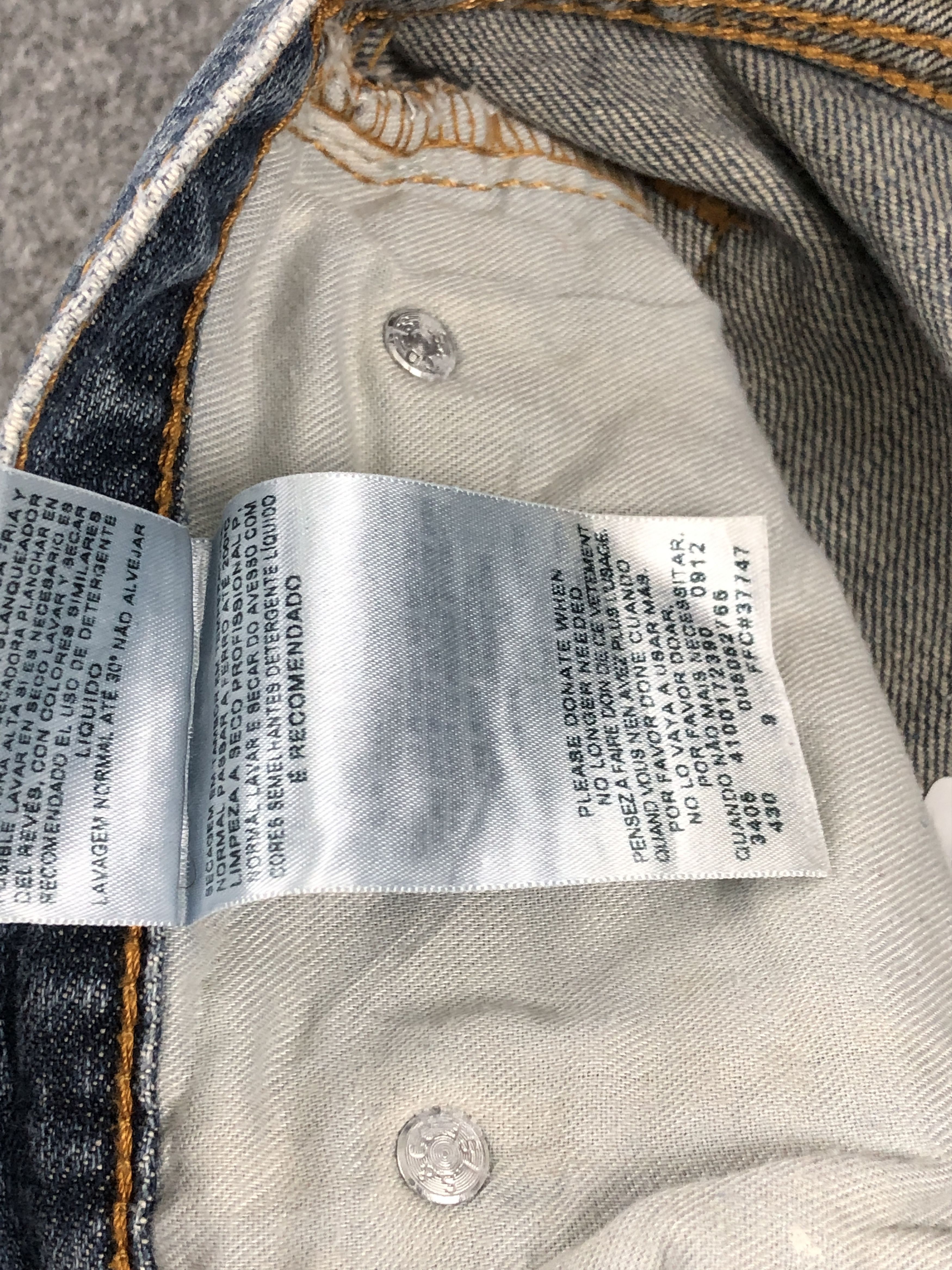 Levi's Vintage Levis 505 Faded Blue Jeans DP2434 Size US 35 - 7 Thumbnail