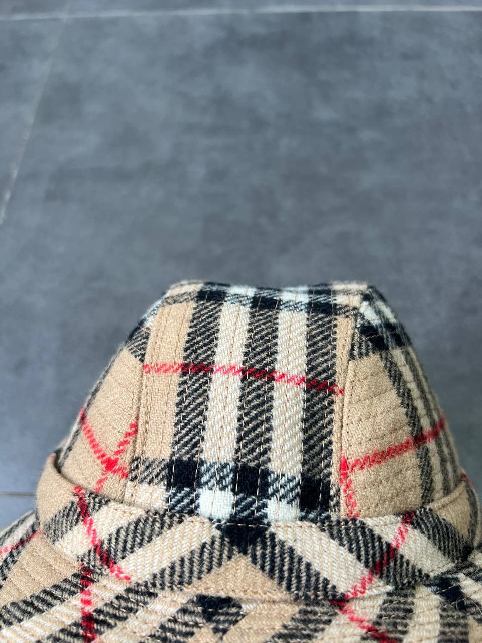 Burberry Burberrys Vintage Nova Check Wool Hat with a feather Size ONE SIZE - 6 Thumbnail