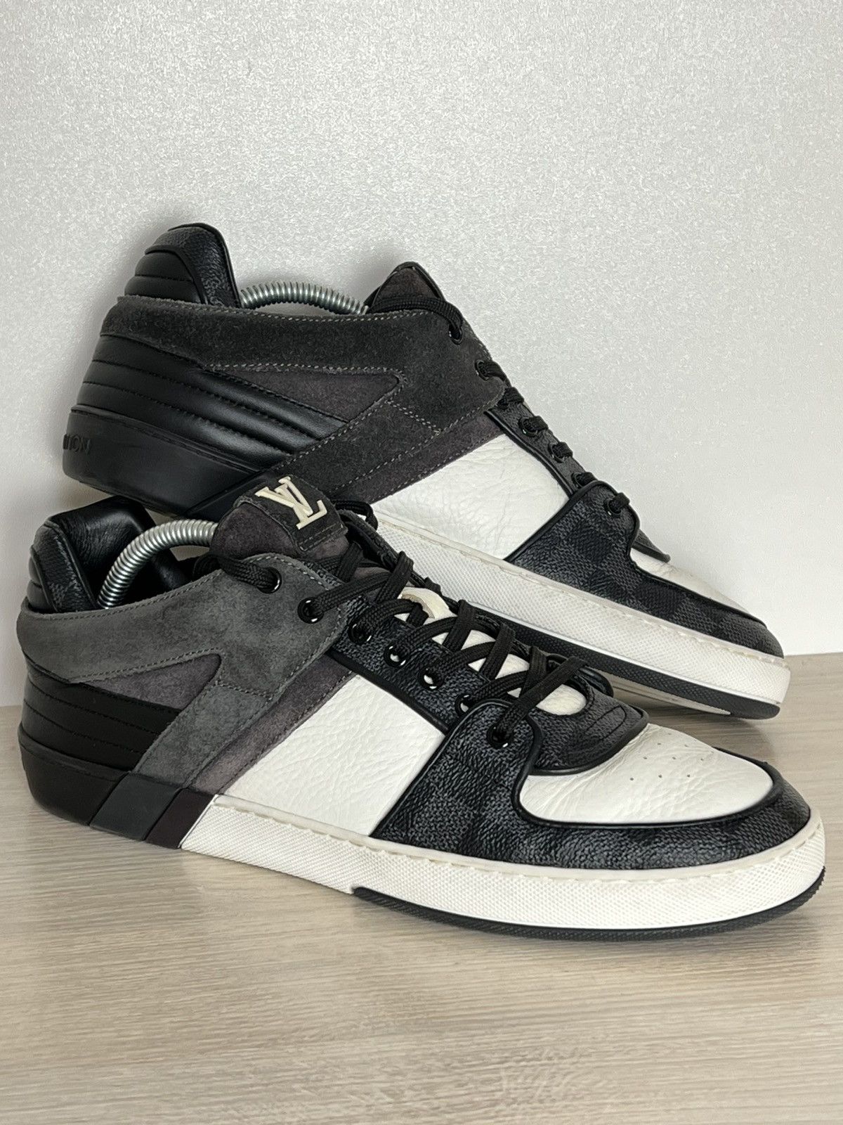 Louis Vuitton Louis Vuitton Archival Damier Leather Suede Sneakers Size US 9 / EU 42 - 1 Thumbnail