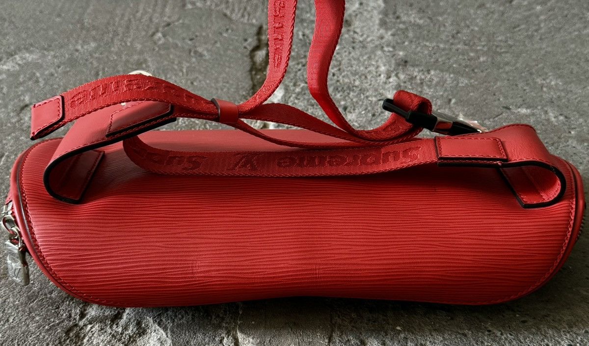 Louis Vuitton × Supreme Louis Vuitton - Supreme - AW17 - Epi Red Bum Bag Size ONE SIZE - 15 Thumbnail