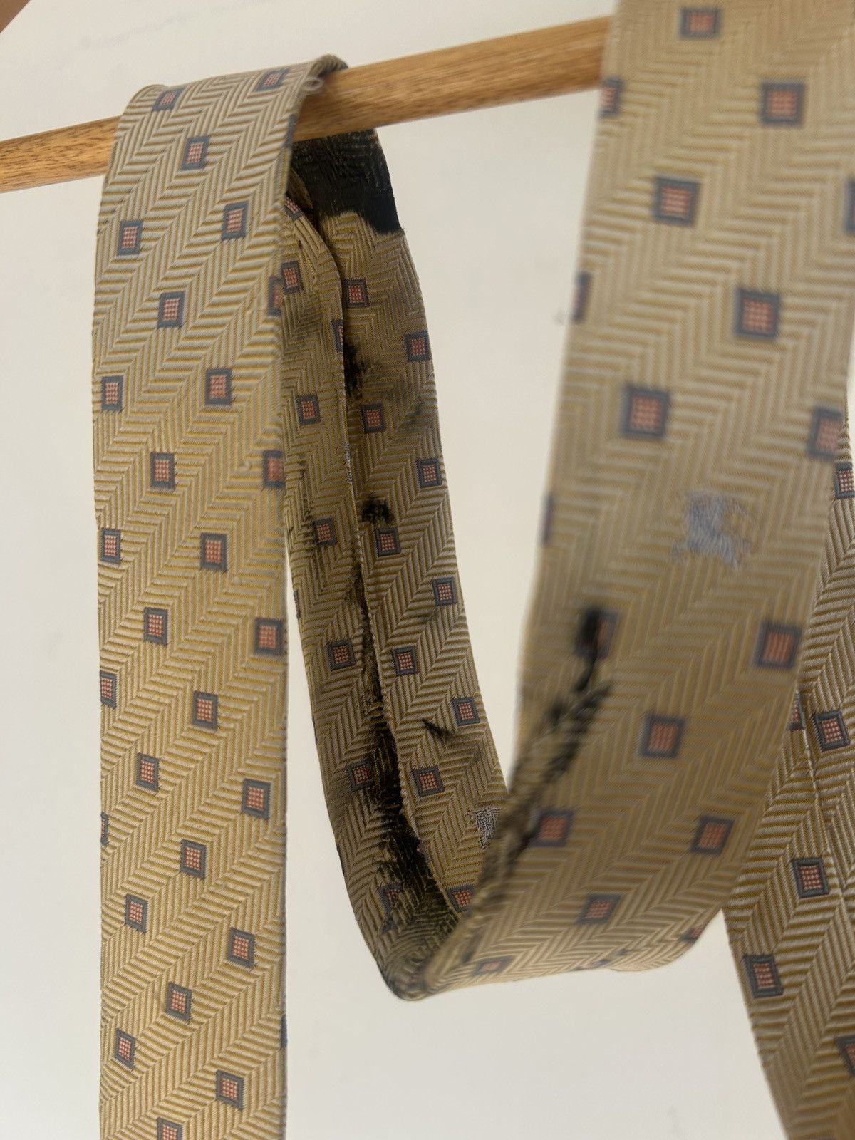 Burberry Burberrys Vintage Tie Gold Size ONE SIZE - 7 Thumbnail