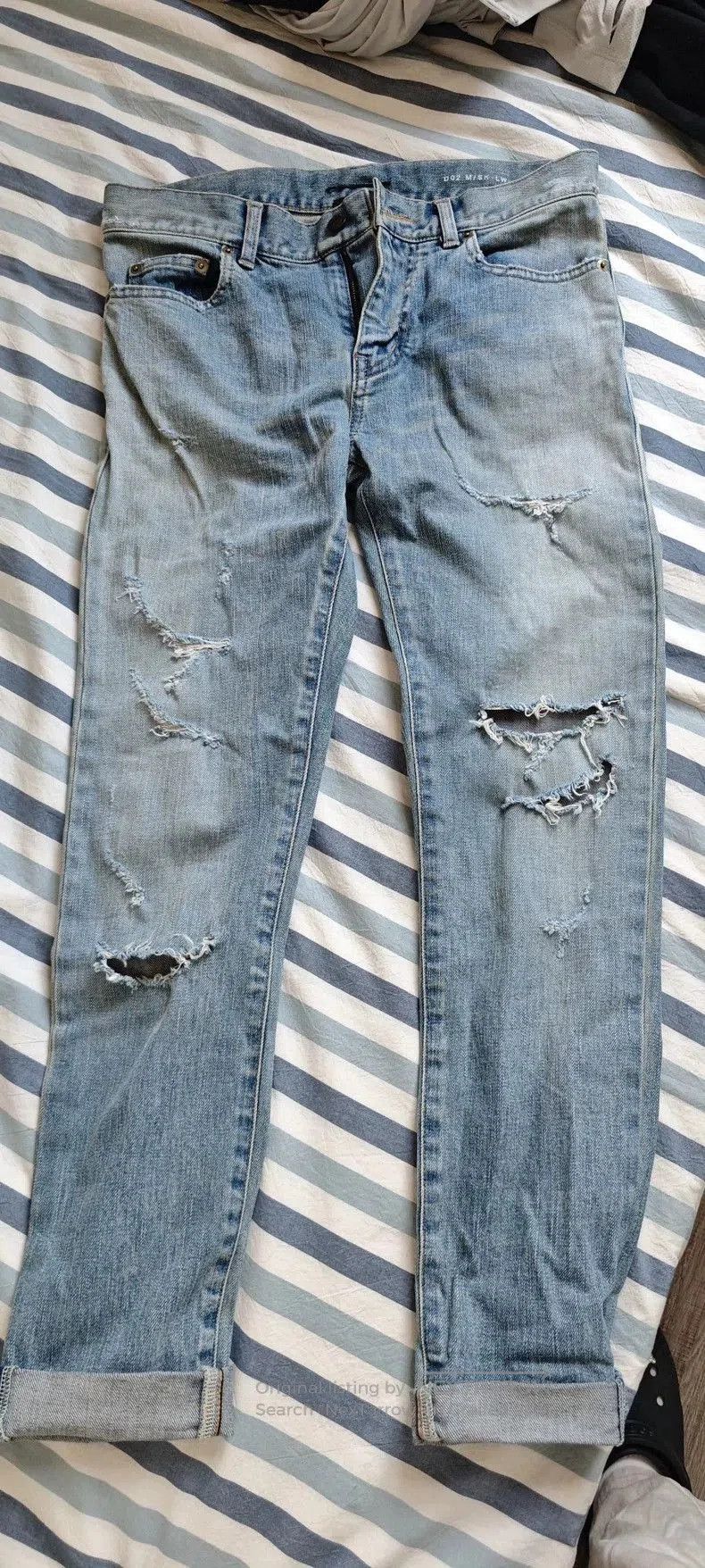 Saint Laurent Paris SAINT LAURENT Distressed Denim Jeans. Size US 34 / EU 50 - 1 Thumbnail