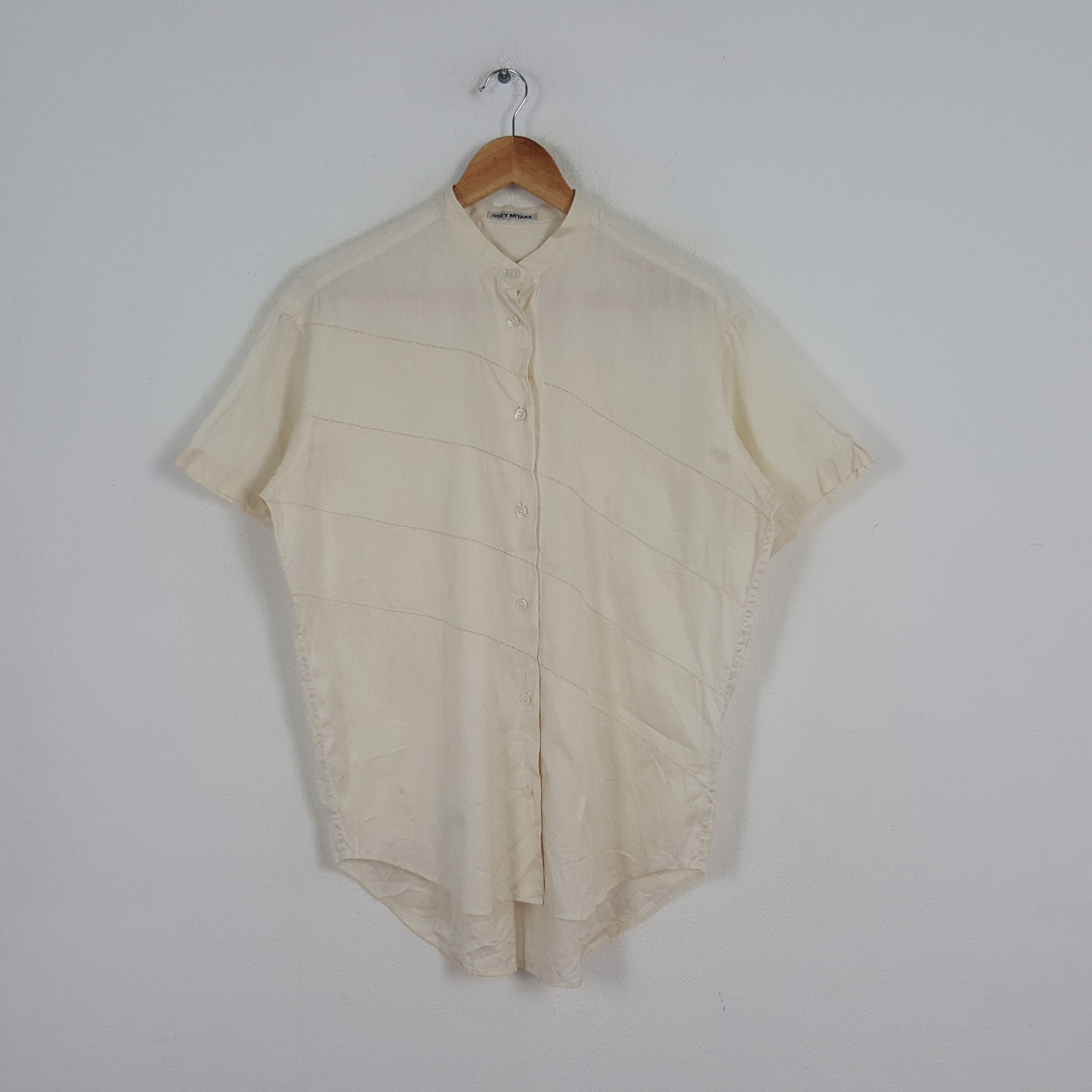 Issey Miyake × Japanese Brand × Vintage Vintage Issey Miyake Japanese Designer Shirt Button Up Size US L / EU 52-54 / 3 - 1 Thumbnail