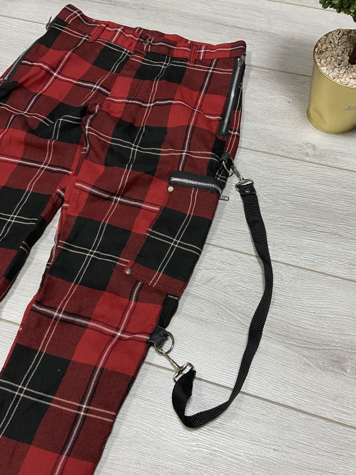 Vintage Vintage Punk Dog pile Pleated pants chaos check up strictly Size US 30 / EU 46 - 7 Thumbnail