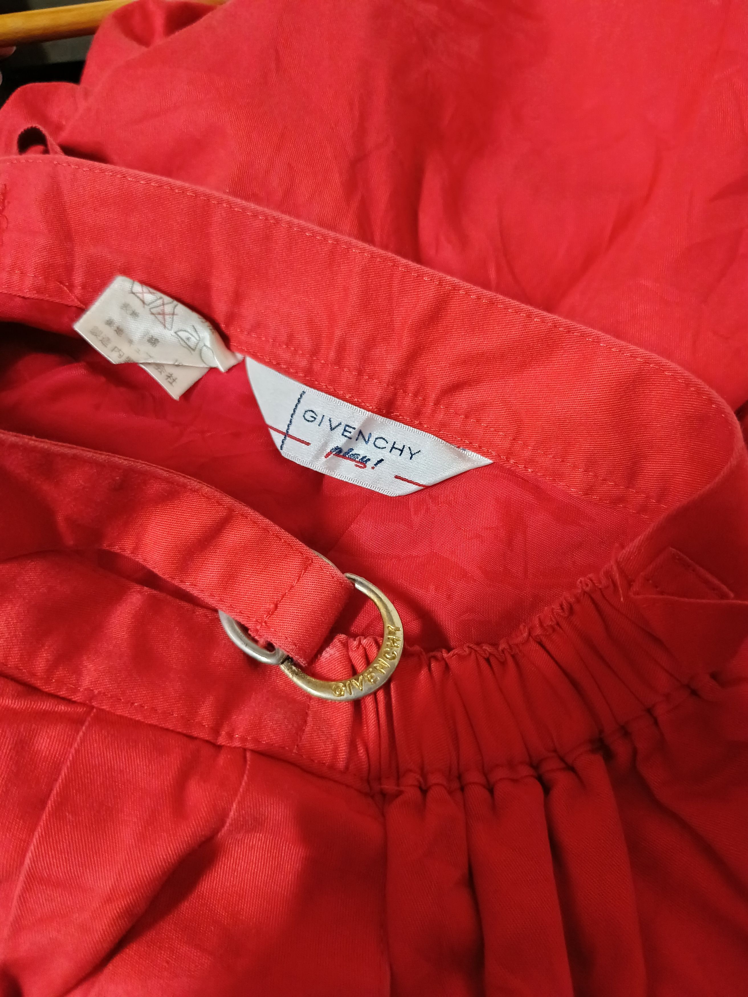 Givenchy Givency play vintage red shorts Size 25" / US 0 / IT 36 - 8 Thumbnail
