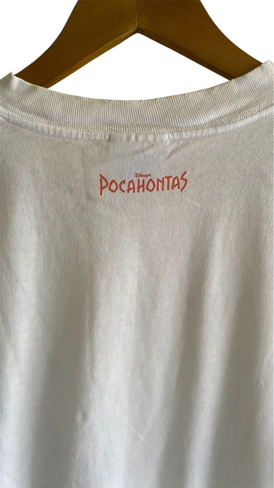 Other Vintage Disney Pocahontas Graphic T-Shirt Size US L / EU 52-54 / 3 - 5 Thumbnail