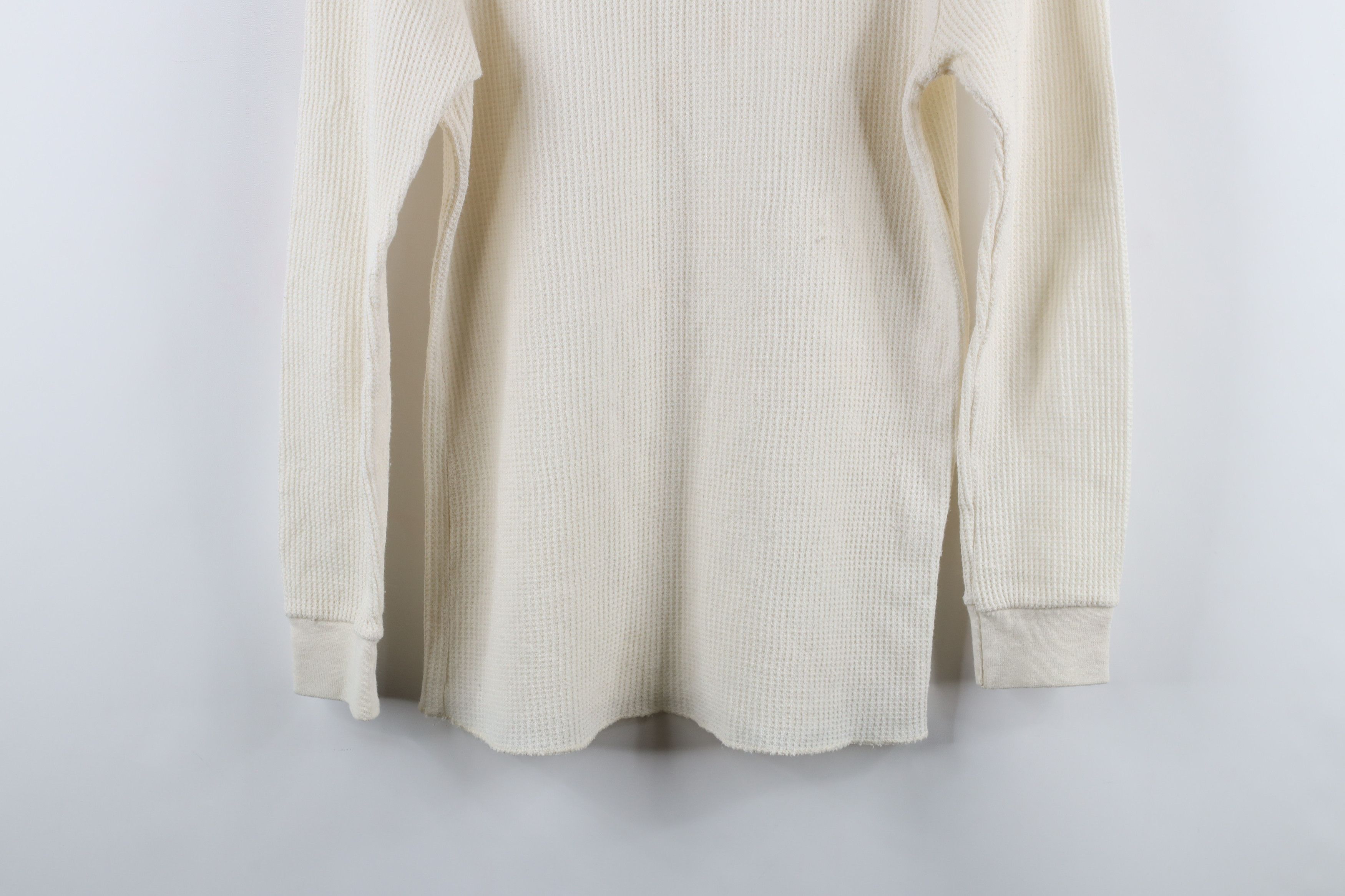 Vintage Vintage 90s Streetwear Waffle Knit Long Sleeve T-Shirt Size US S / EU 44-46 / 1 - 9 Thumbnail