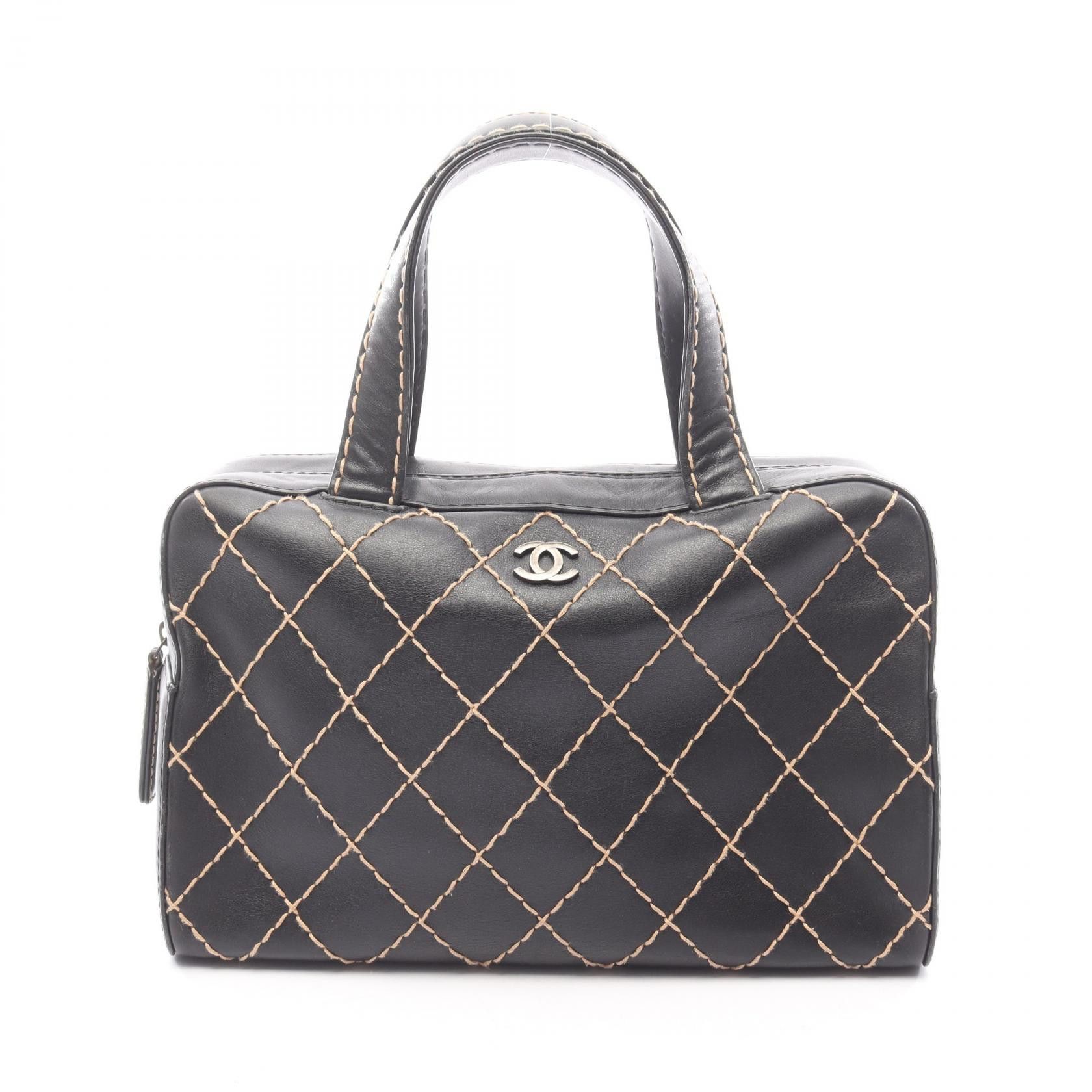 Chanel Chanel Chanel Wild Stitch Leather Handbag Leather Handbag DUTY FREE for USA Size ONE SIZE - 1 Thumbnail