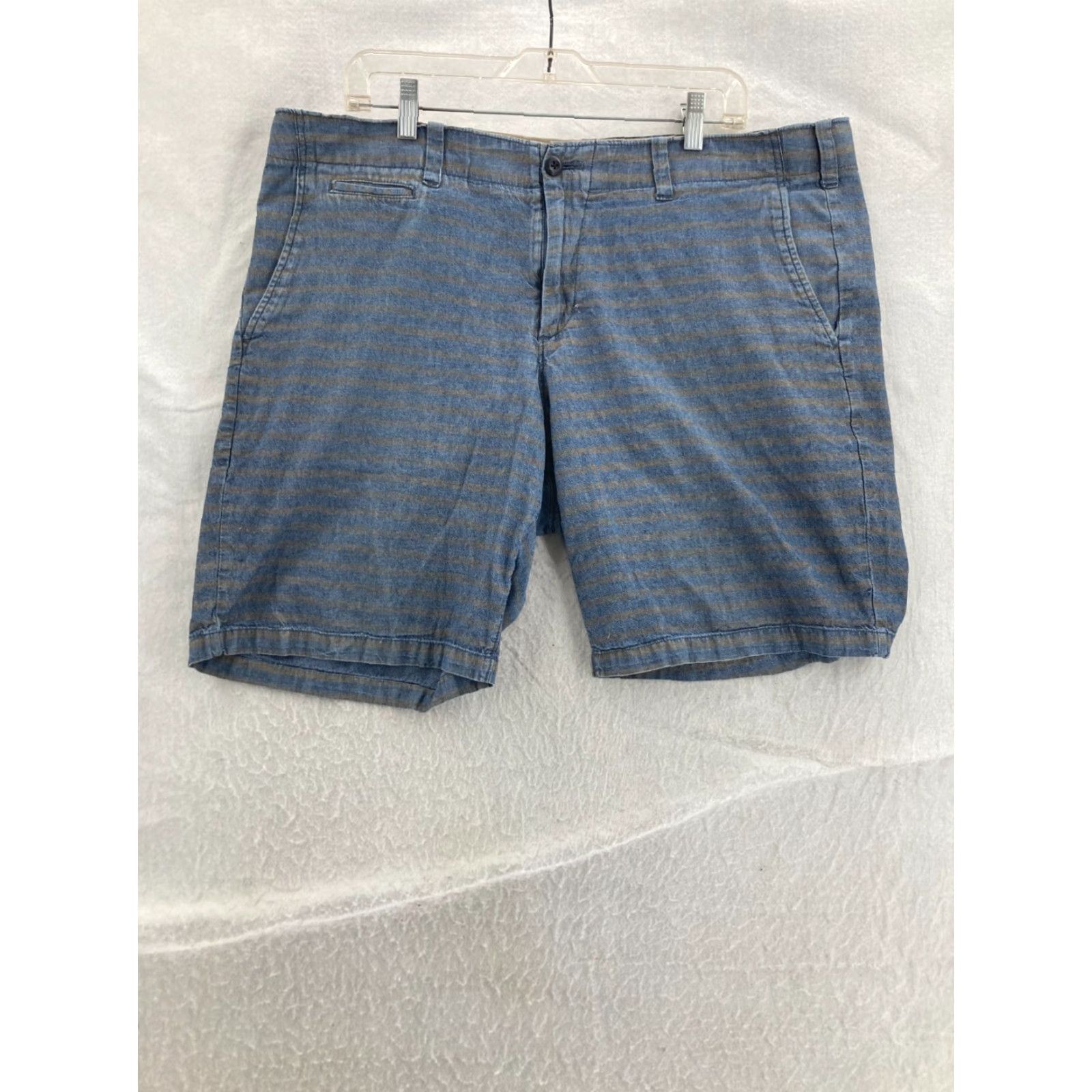 Gap Gap Lived in Shorts Mens 38 Flat Front Blue Size US 38 / EU 54 - 2 Thumbnail