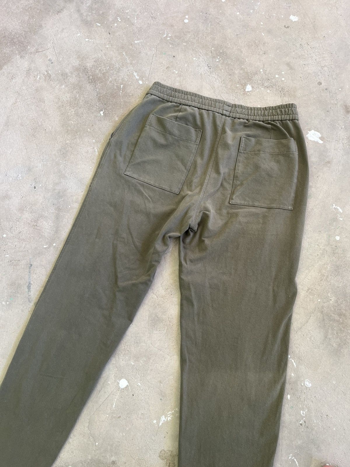 Uniqlo Uniqlo Olive Relaxed Drawstring Pants Size US 32 / EU 48 - 7 Thumbnail