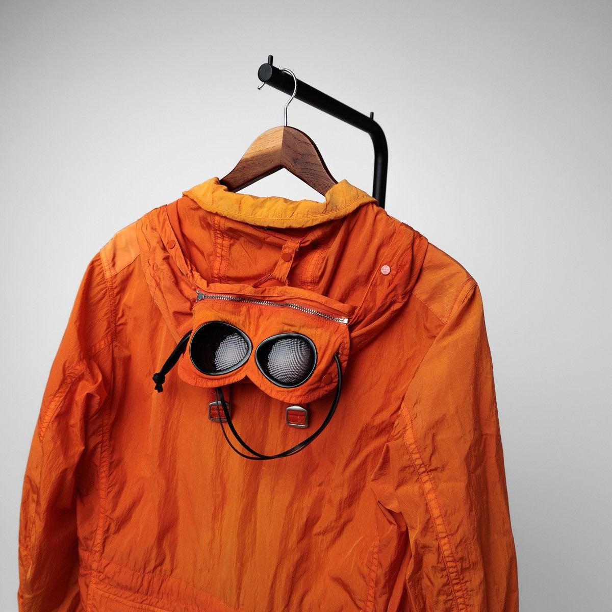 C.P. Company CP Company Goggle Jacket Mens Rare Nylon Orange Hooded Lens Size US M / EU 48-50 / 2 - 2 Thumbnail