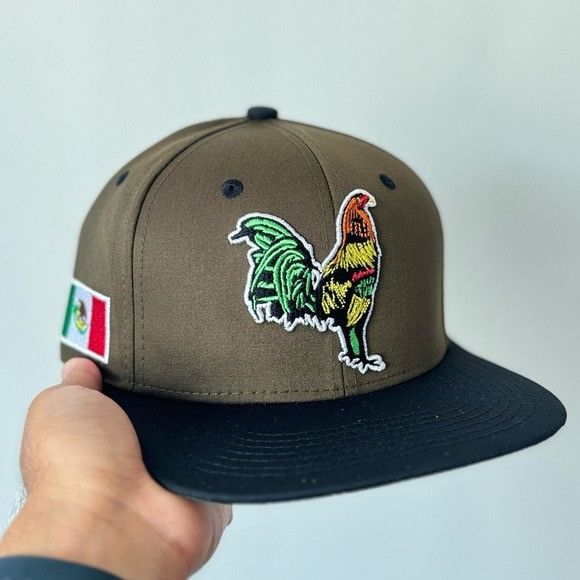 Designer BRAND NEW ROOSTER MEXICO OLIVE/BLACK FLAT BILL SNAPBACK Size ONE SIZE - 1 Thumbnail