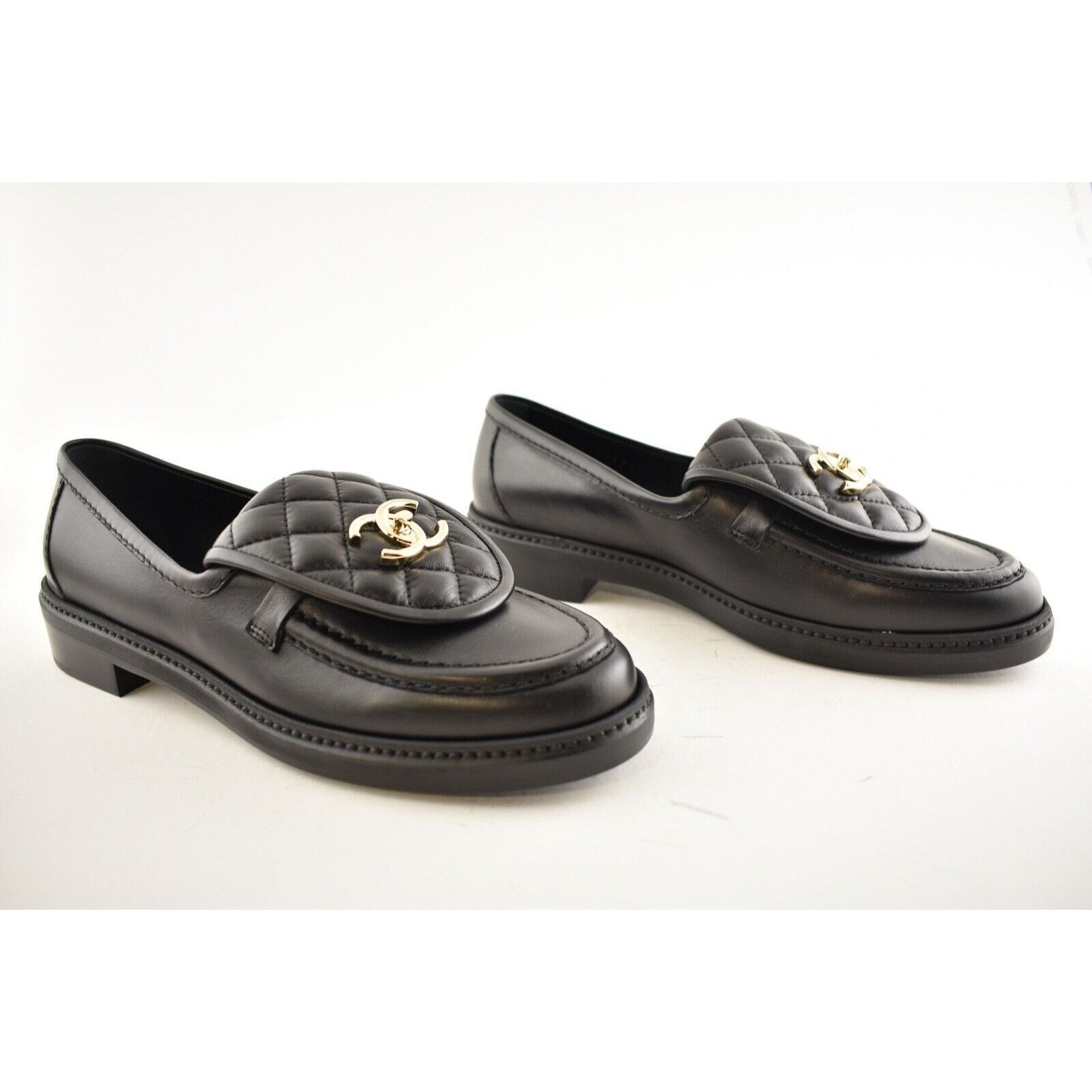 Chanel Chanel Quilted Flap Turnlock Gold Mule Flat Loafer 35 Size US 5 / IT 35 - 5 Thumbnail