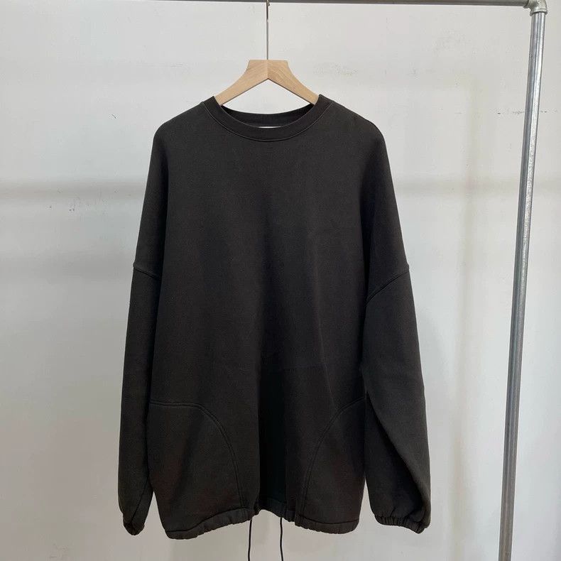Balenciaga Balenciaga Round Neck Sweater with Embroidered Logo on the Size US XS / EU 42 / 0 - 2 Thumbnail