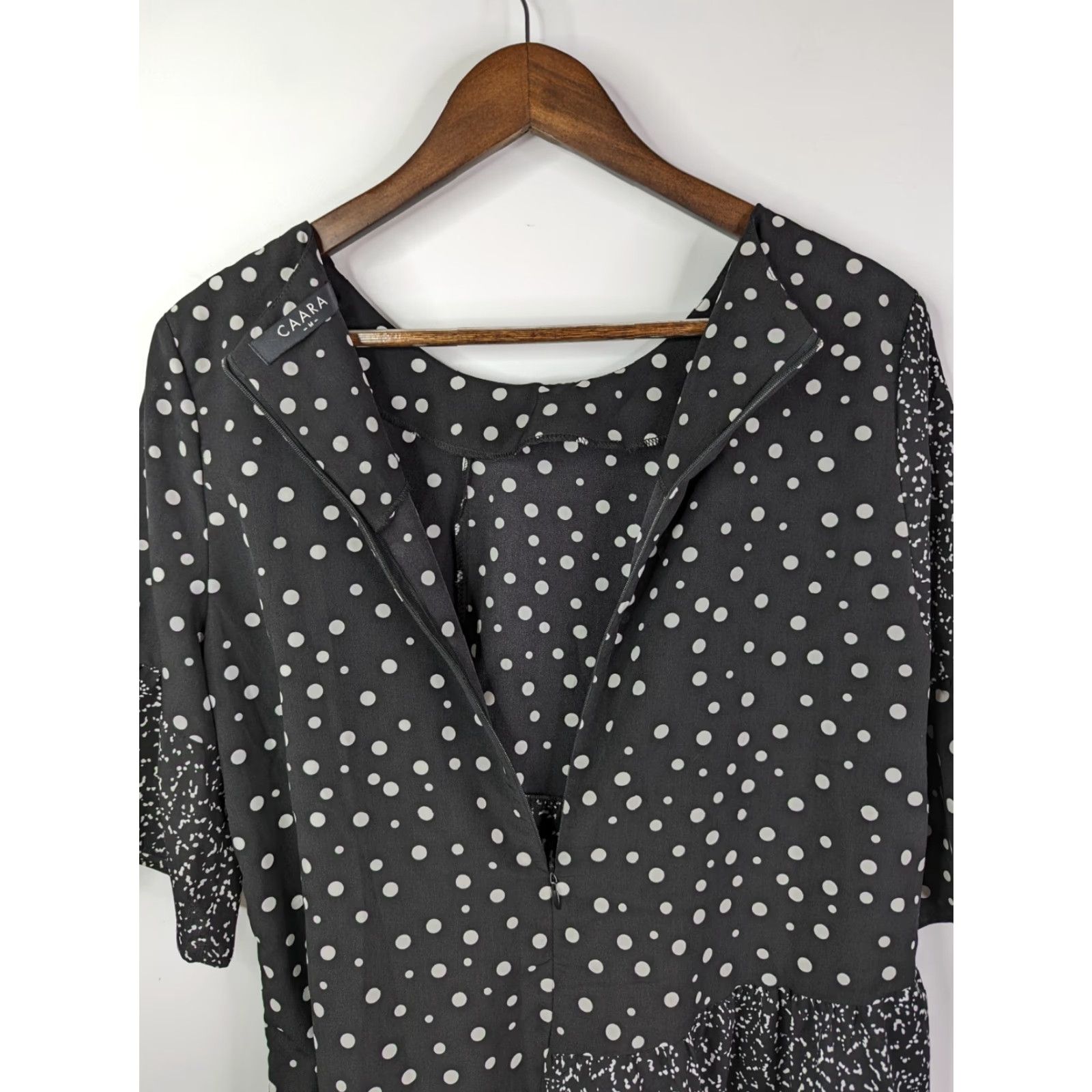 Vintage CAARA Womens Dress Millazo Black Polka Dot Short Sleeve Knee Length Casual Shift M Metro Size M / US 6-8 / IT 42-44 - 4 Thumbnail
