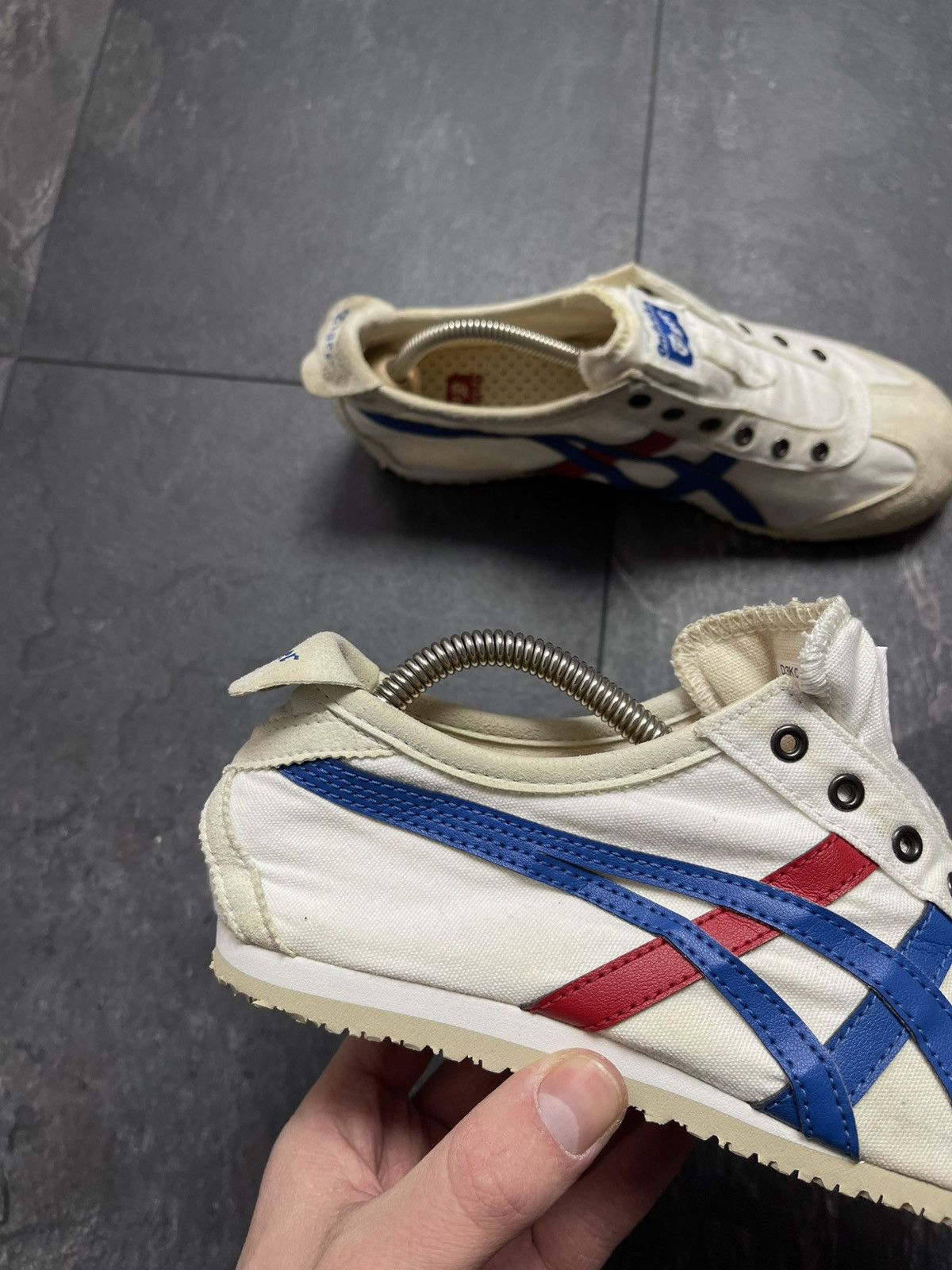 Asics × Japanese Brand × Vintage Vintage ASICS Tiger Onitsuka White Sneakers Size US 5.5 / EU 38 - 2 Thumbnail