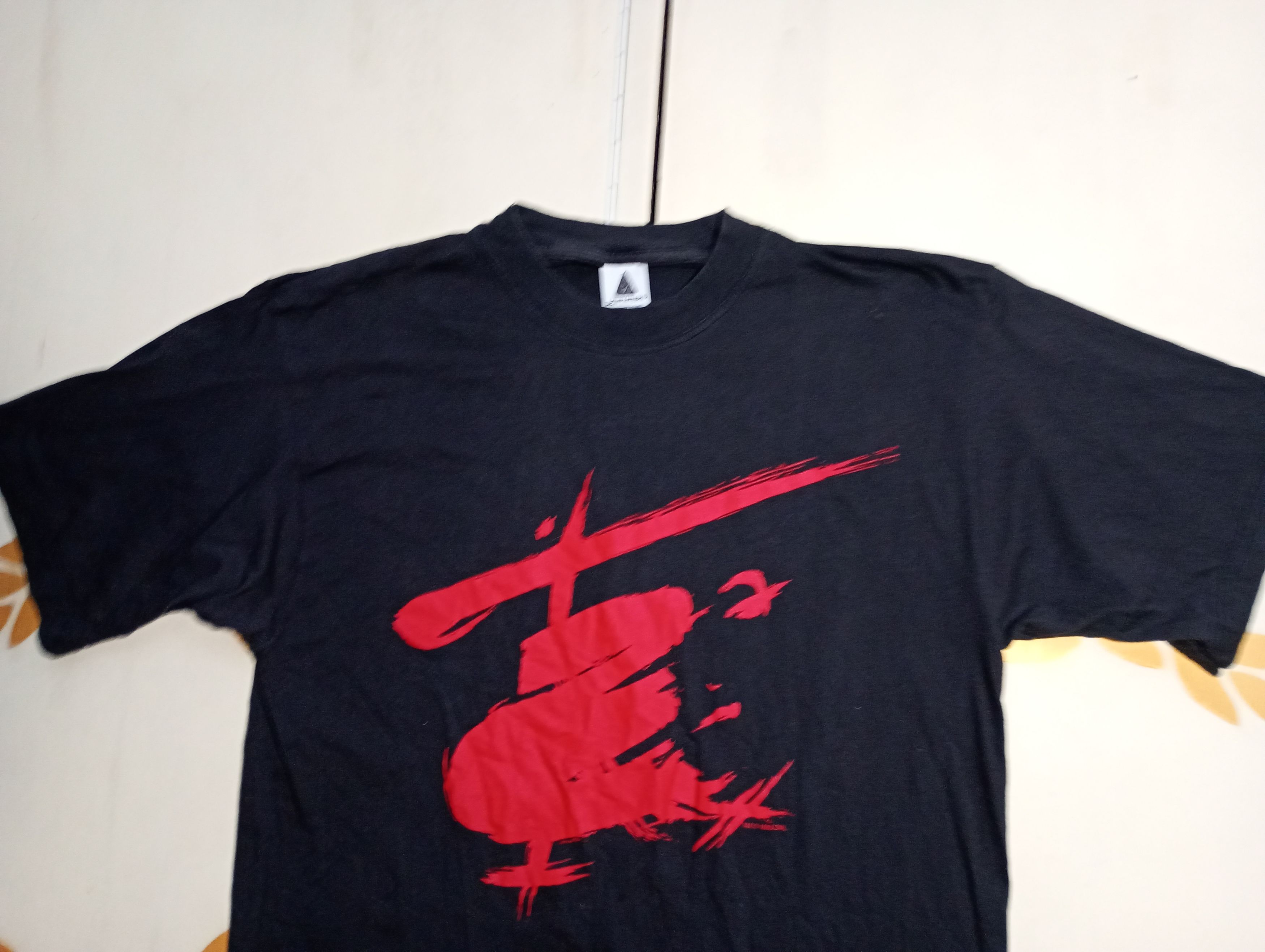 Vintage Dewynters Miss Saigon Musical Graphic Print T-Shirt 1988 Size US L / EU 52-54 / 3 - 7 Thumbnail