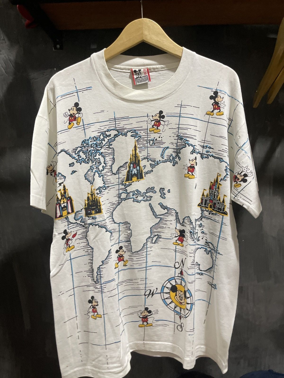 image of Vintage Aop Disney Mickey Mouse in White, Men's (Size XL)