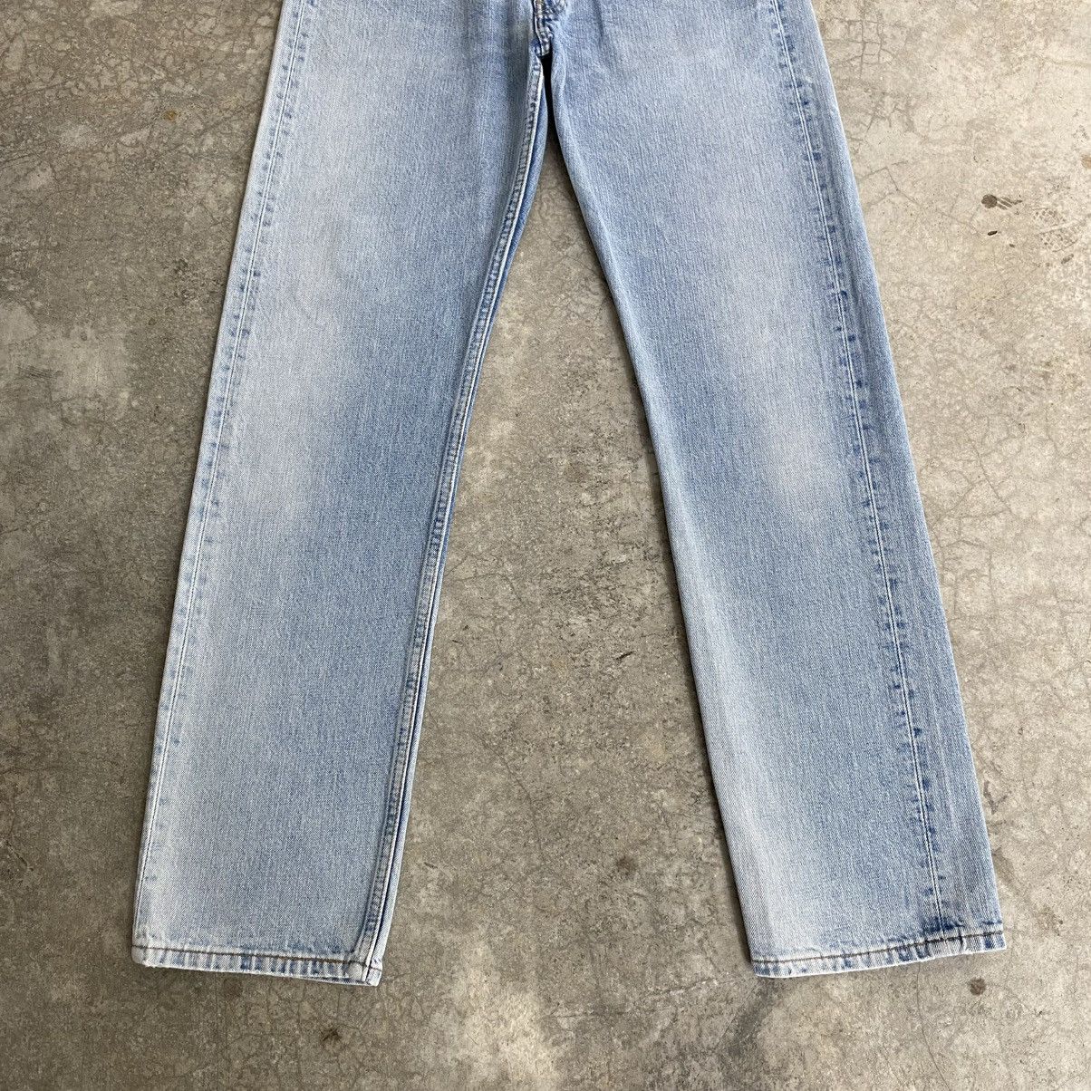 Levi's Vintage Late 90’s Levis 501 Faded Light Blue Jeans Size US 31 - 4 Thumbnail