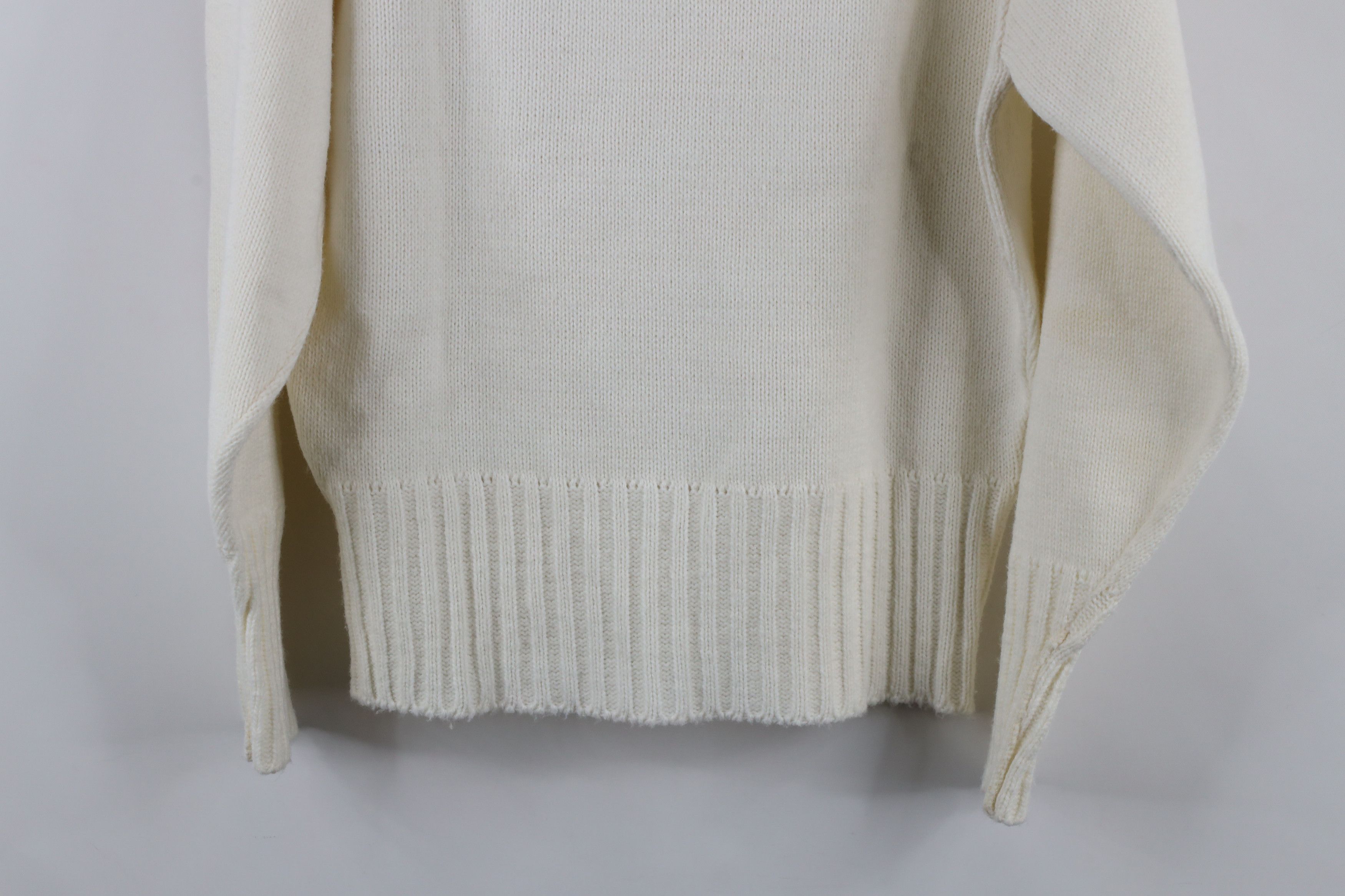 Vintage Vintage 60s 70s Streetwear Letterman Knit Sweater White USA Size US L / EU 52-54 / 3 - 11 Thumbnail