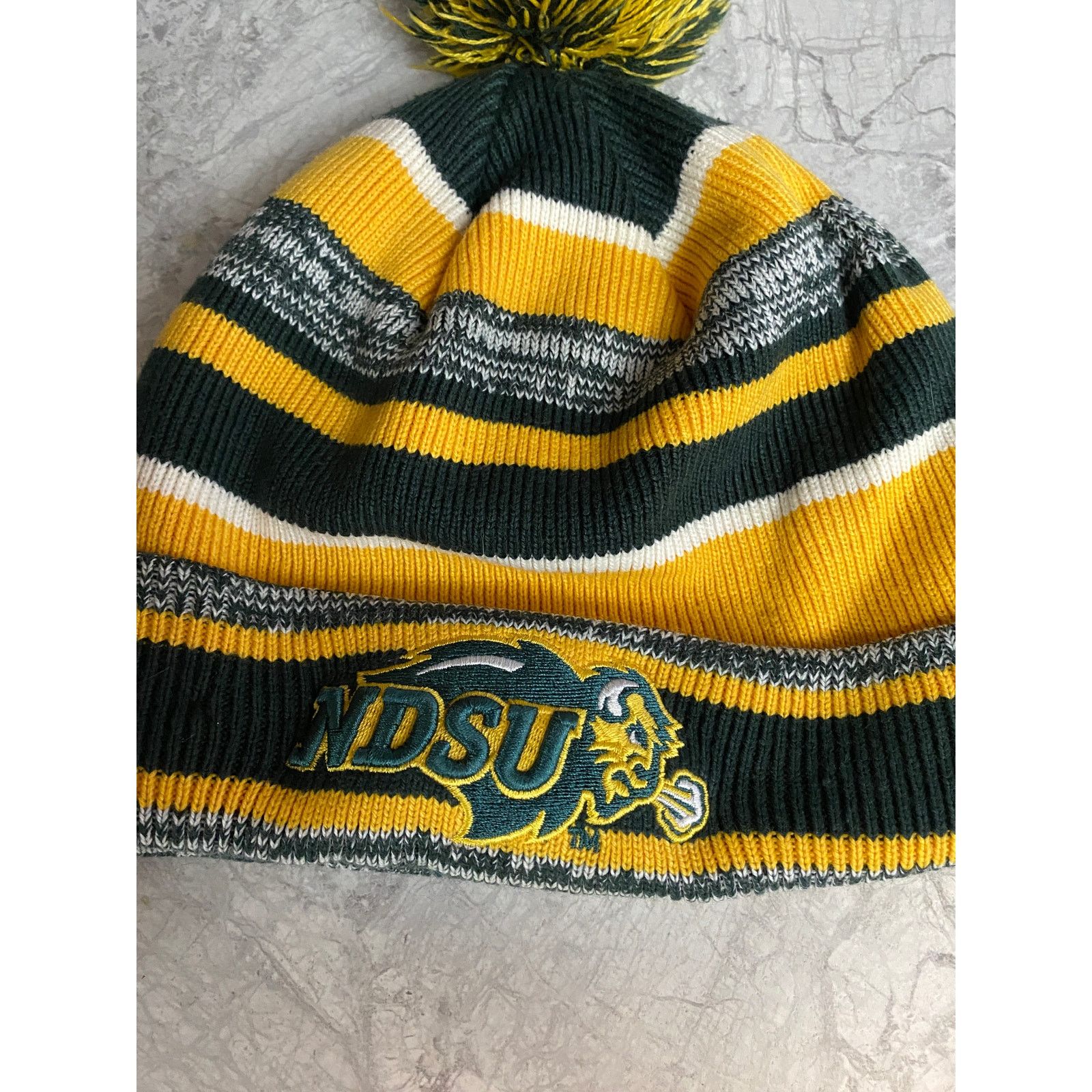 New Era NDSU Bison Winter Beanie Size ONE SIZE - 2 Thumbnail