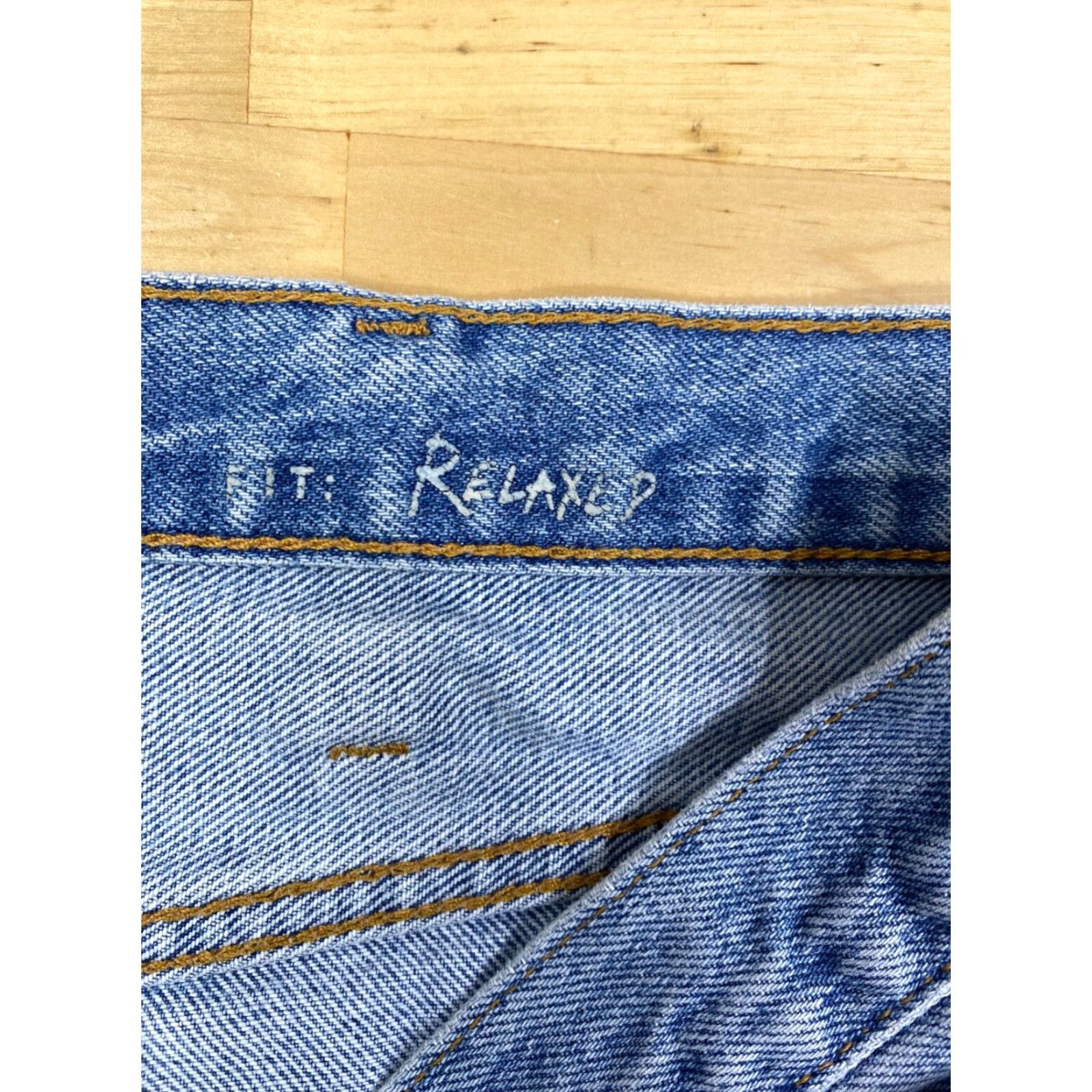 Eddie Bauer VINTAGE Eddie Bauer Denim Jeans Mens 44x34 Blue Light Wash Straight Regular 31in 10819 Size US 44 / EU 60 - 6 Thumbnail