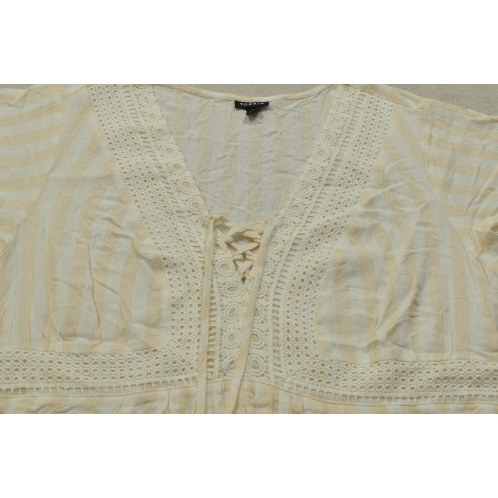 Torrid Torrid Blouse Shirt Ivory Yellow Striped Rayon Peplum Lace V-Neck Lace-Up Top Womens Size 1 Short Sleeve Size XS / US 0-2 / IT 36-38 - 6 Thumbnail