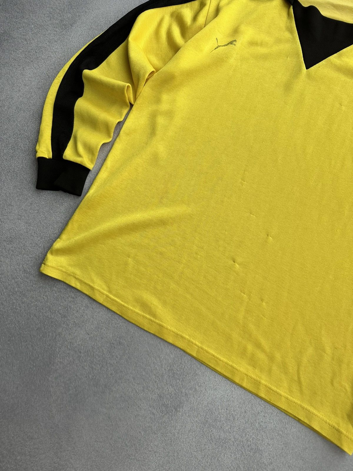 Puma Vintage Puma Sleeve football jersey Borussia Dortmund70s/80s Size US XL / EU 56 / 4 - 4 Thumbnail