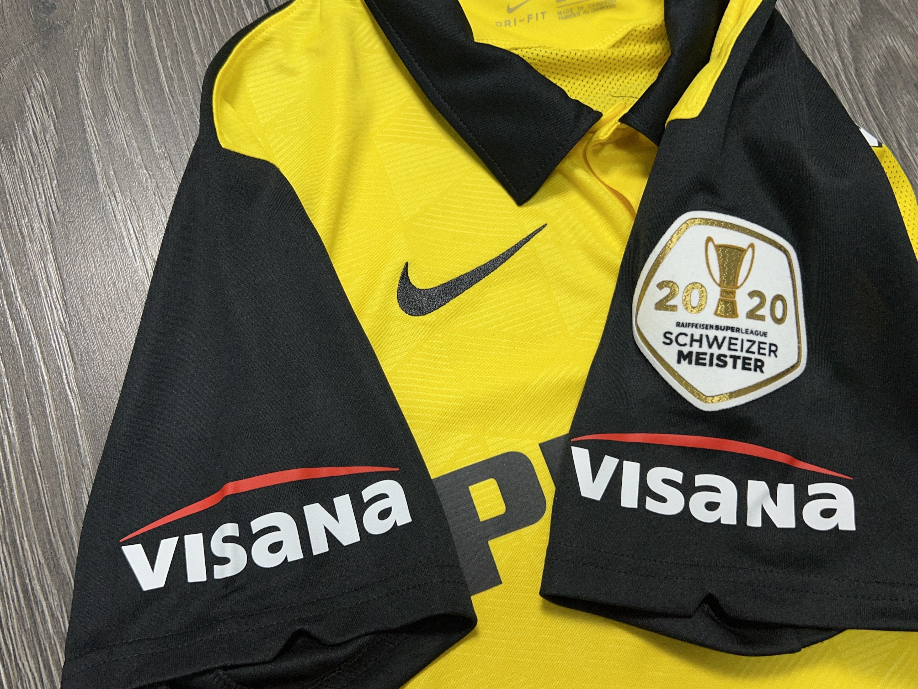 Nike BSC Young Boys 2020 2021 Football Soccer Polo Shirt Jersey Size US M / EU 48-50 / 2 - 4 Thumbnail