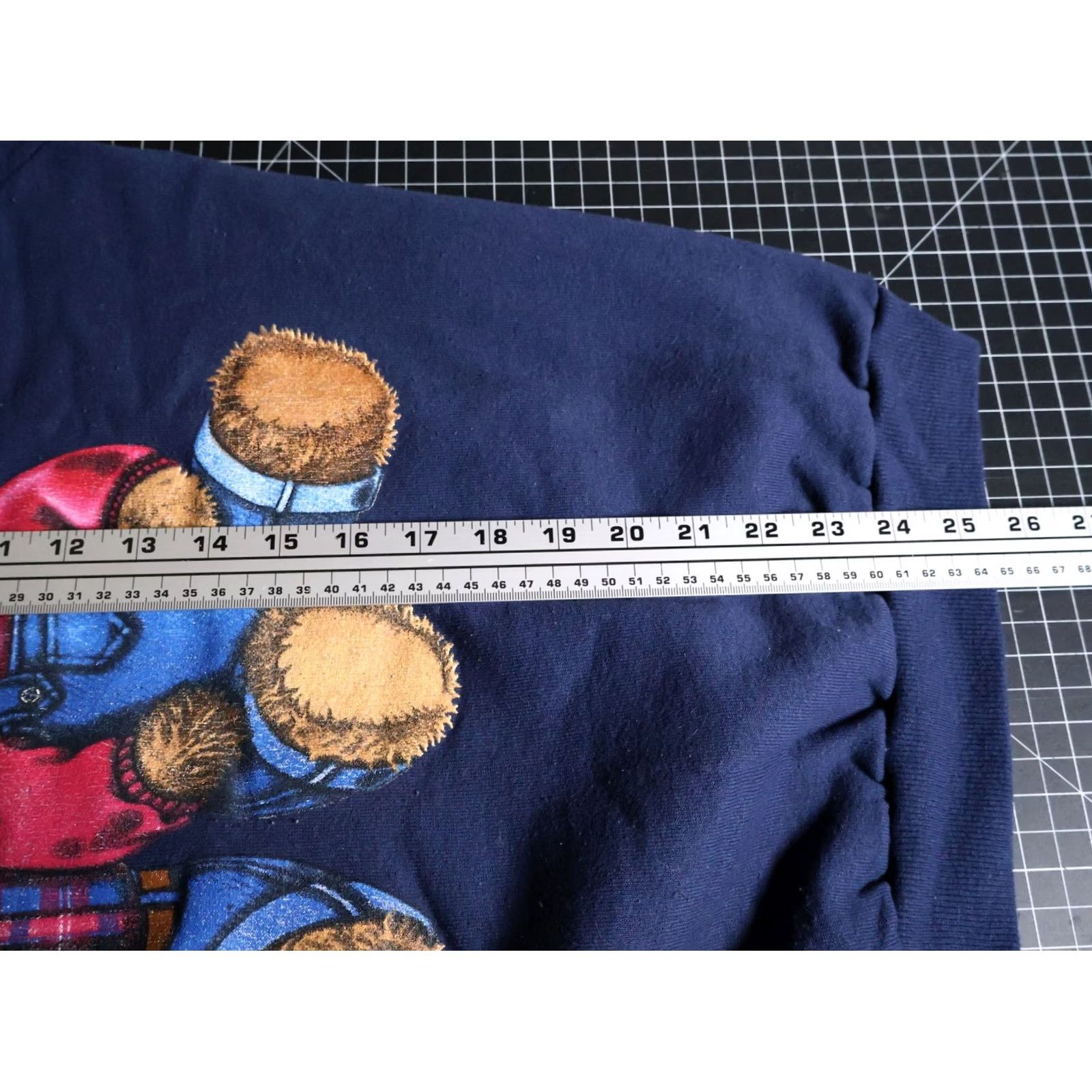 Hanes Hanes Vintage Teddy Bear Sweatshirt Raglan Sleeve XL Dark Blue Crewneck VTG Mens Womens Unisex Sweatshirt Size XL / US 12-14 / IT 48-50 - 7 Thumbnail